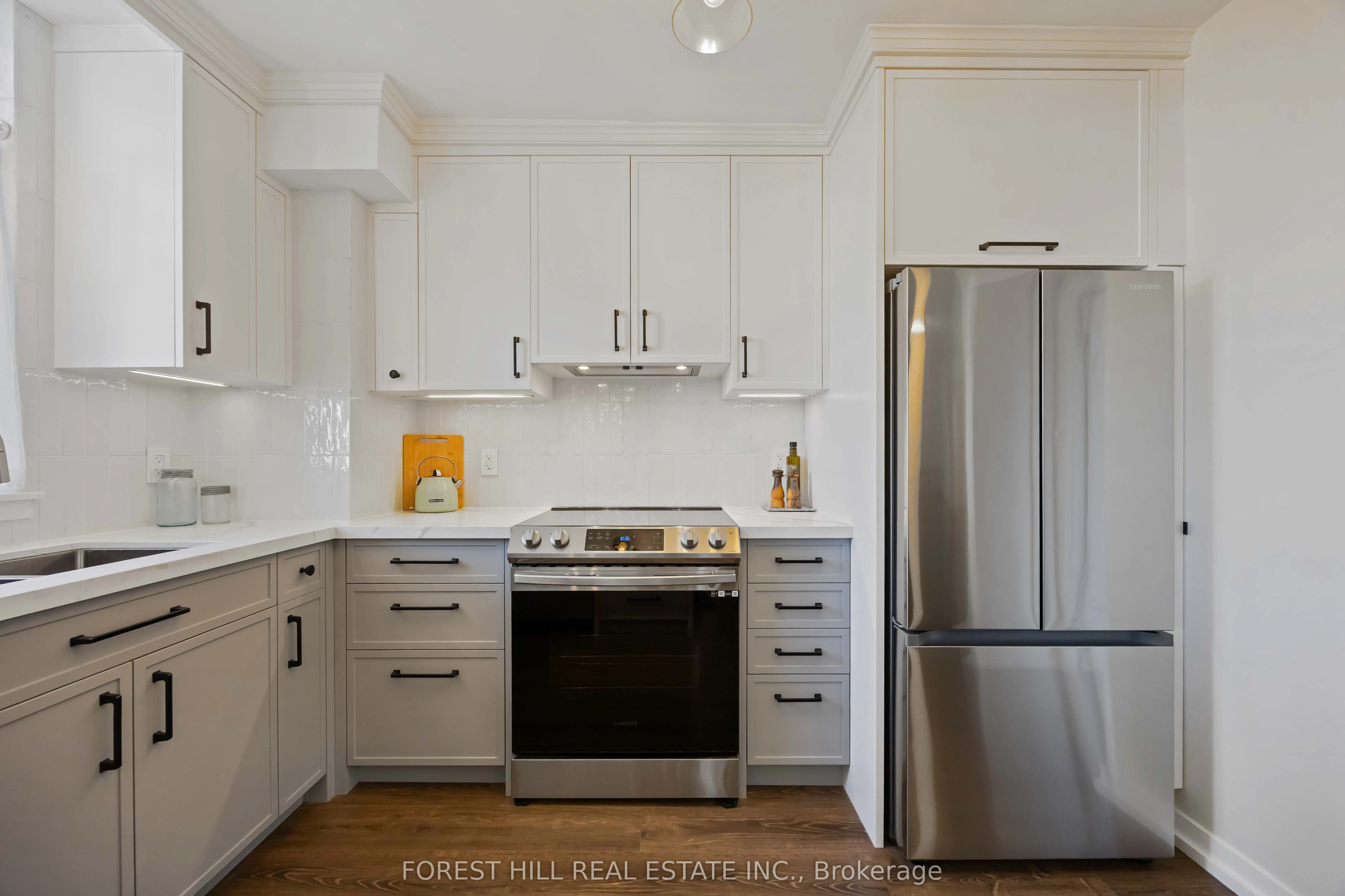 816 Lansdowne Avenue, #623
