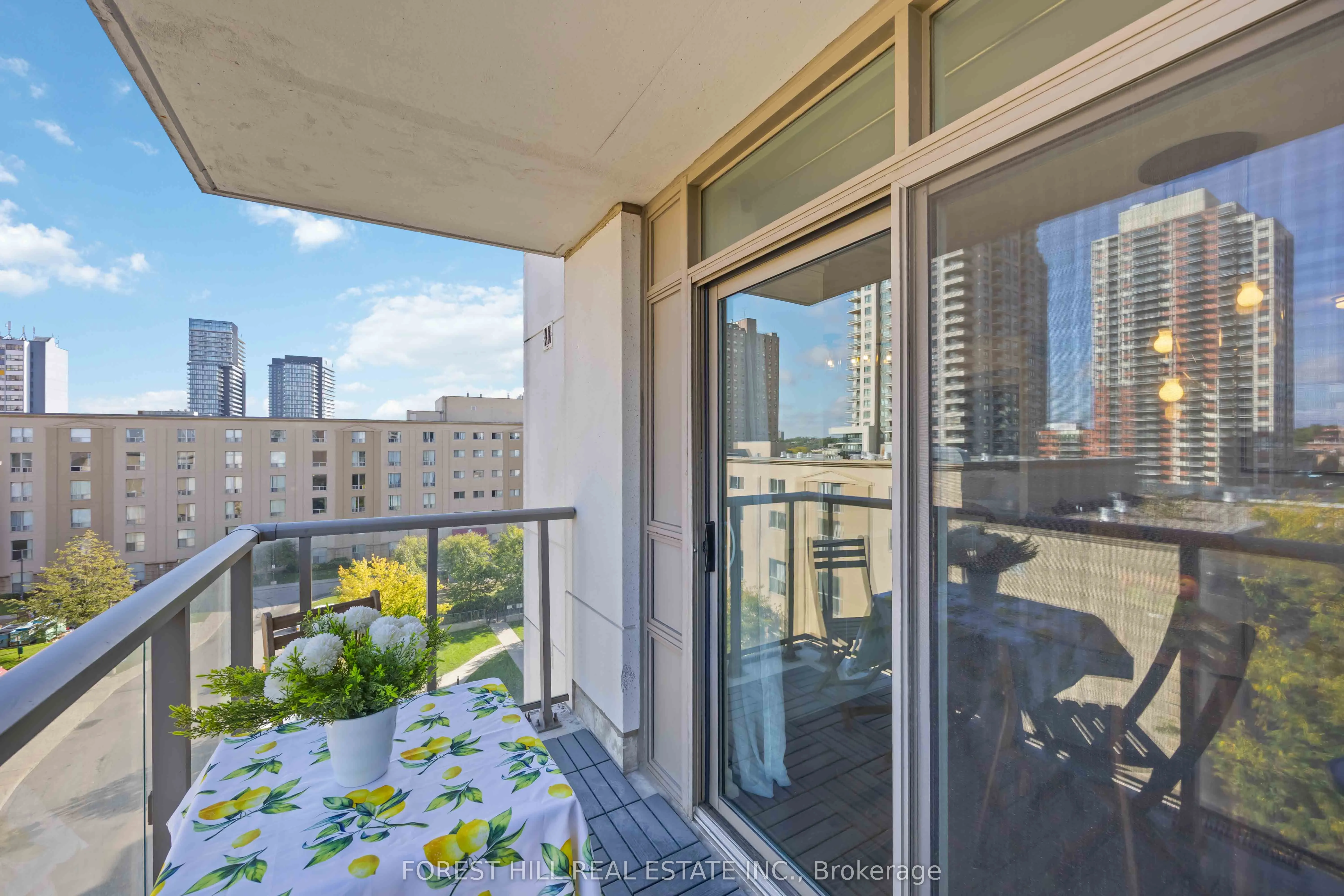 816 Lansdowne Avenue, #623