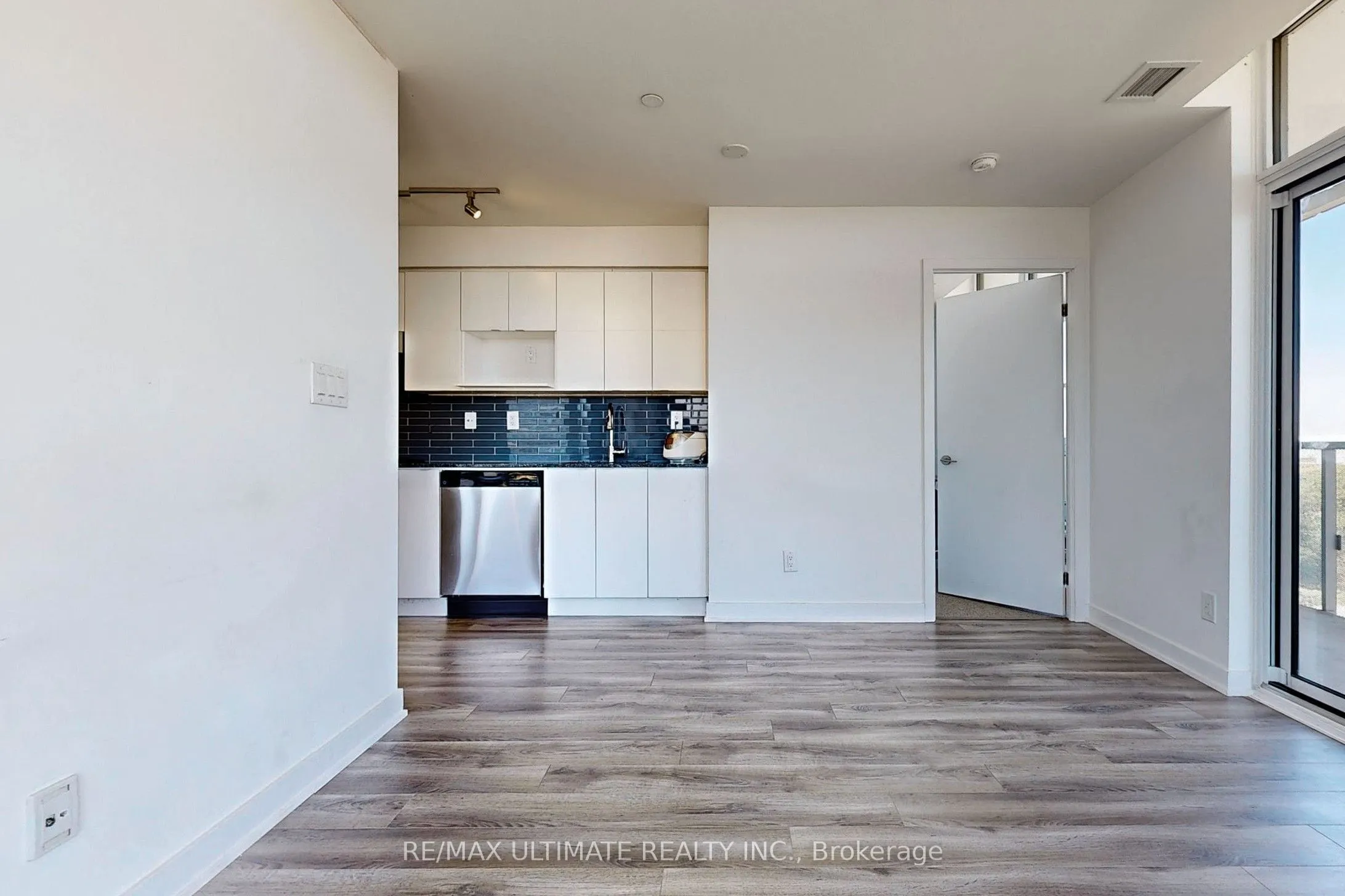 160 Flemington Road, #705
