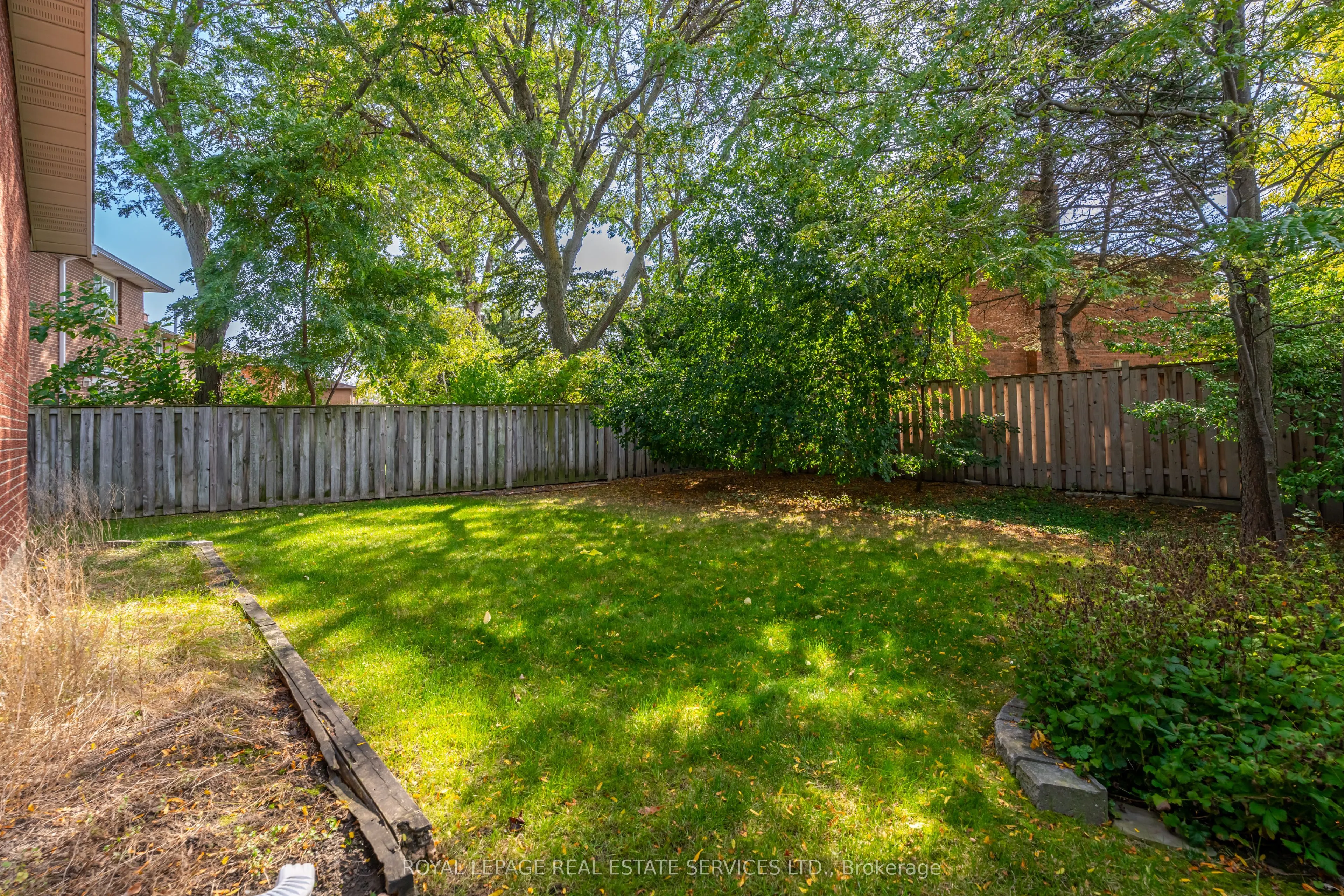 716 Cameron Court