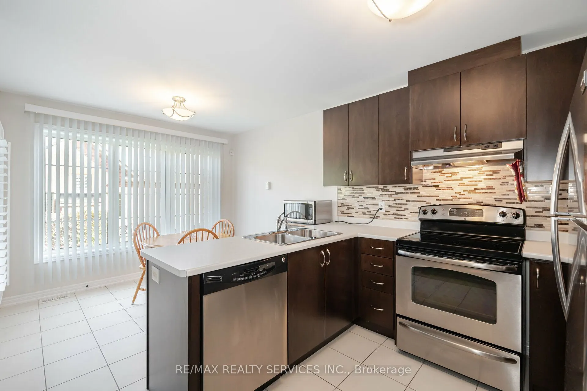 17 Lacorra Way, #43