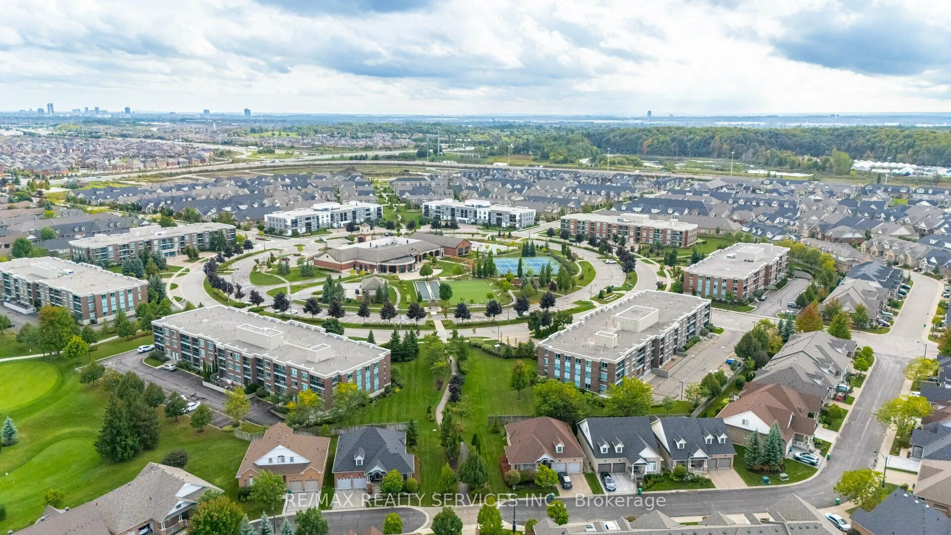 17 Lacorra Way, #43