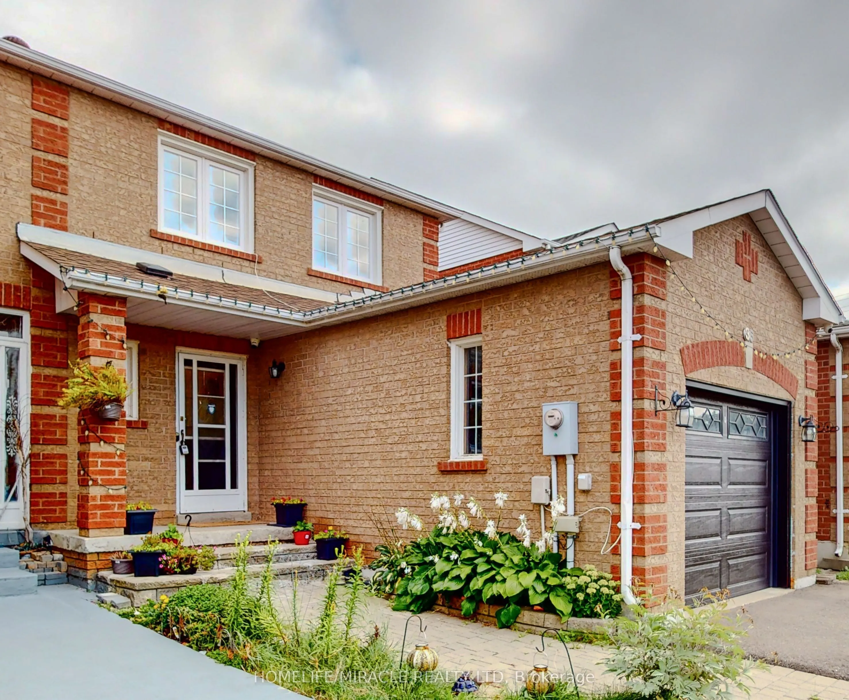 36 Mannel Crescent