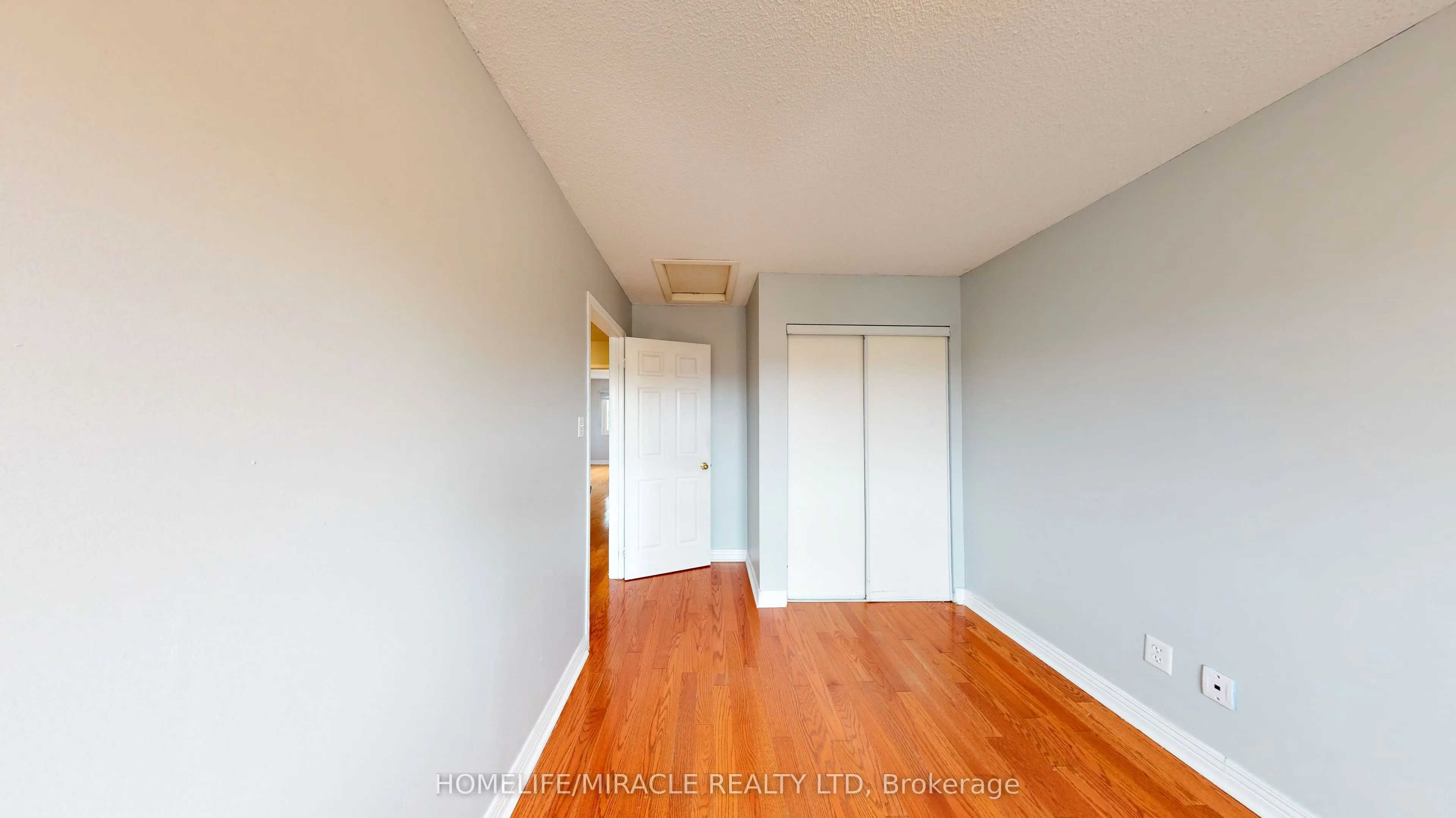 36 Mannel Crescent