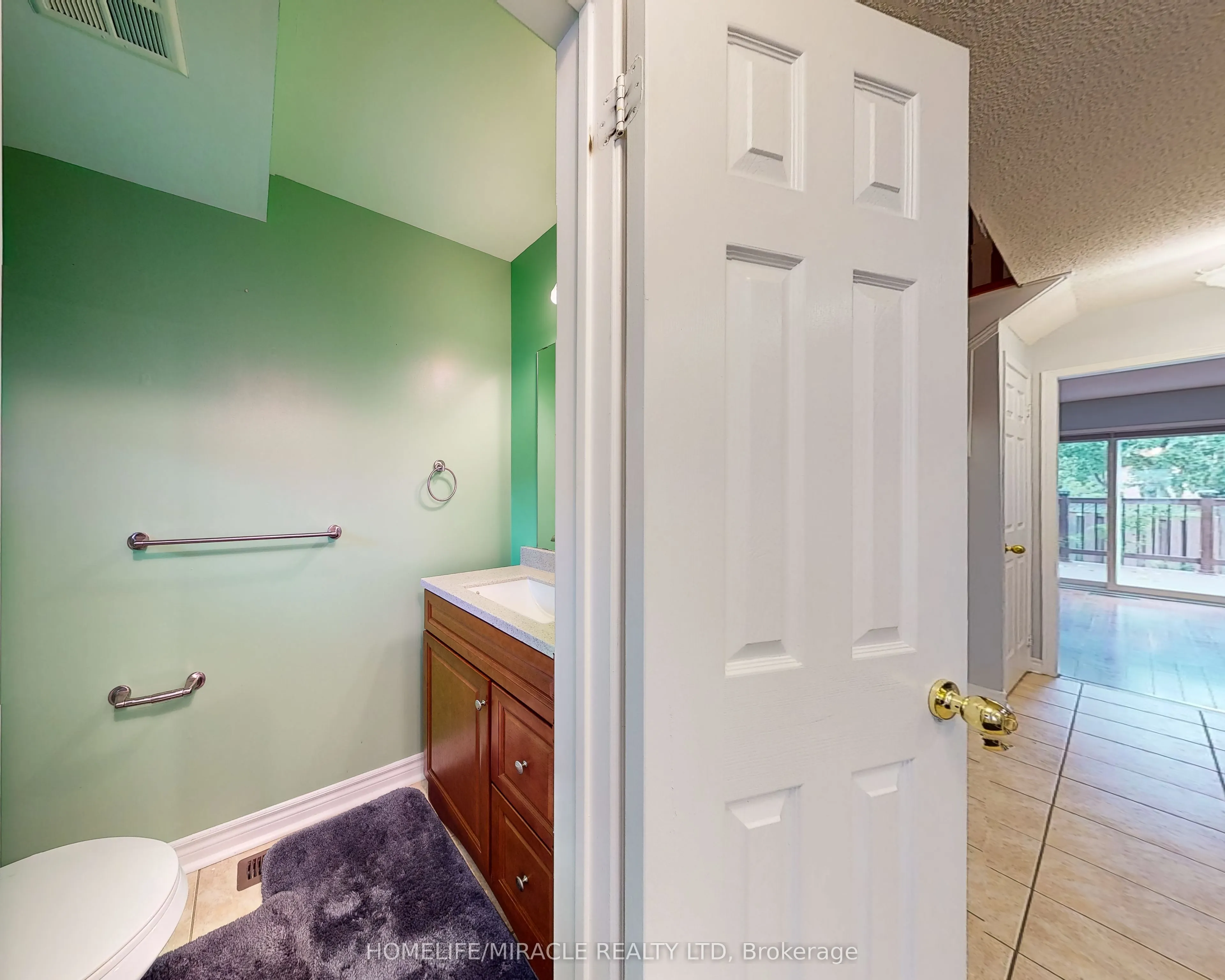 36 Mannel Crescent