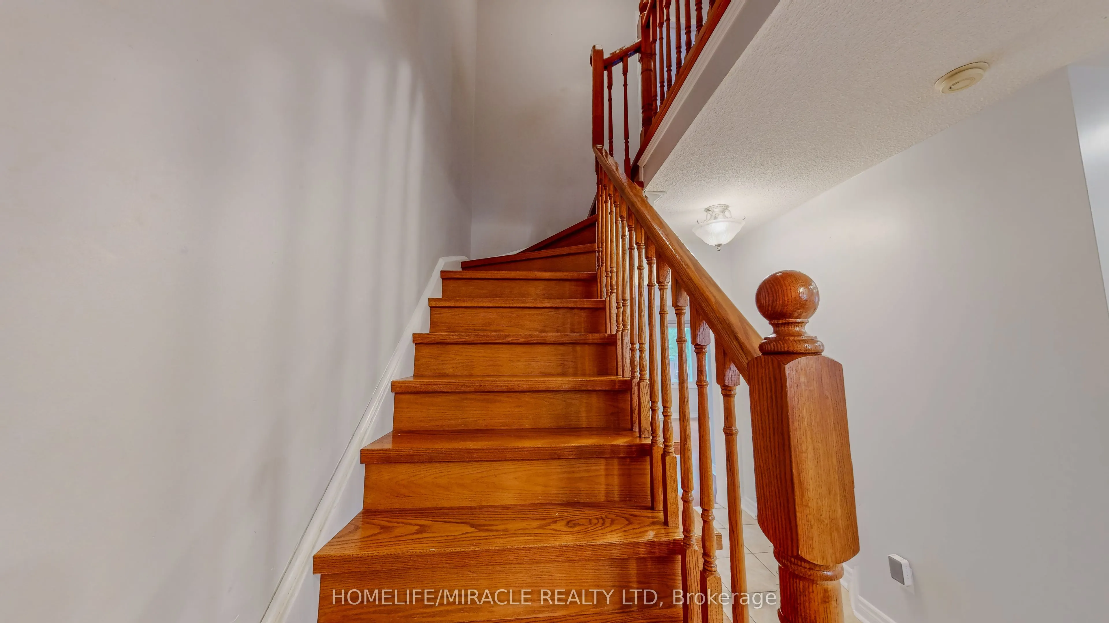 36 Mannel Crescent