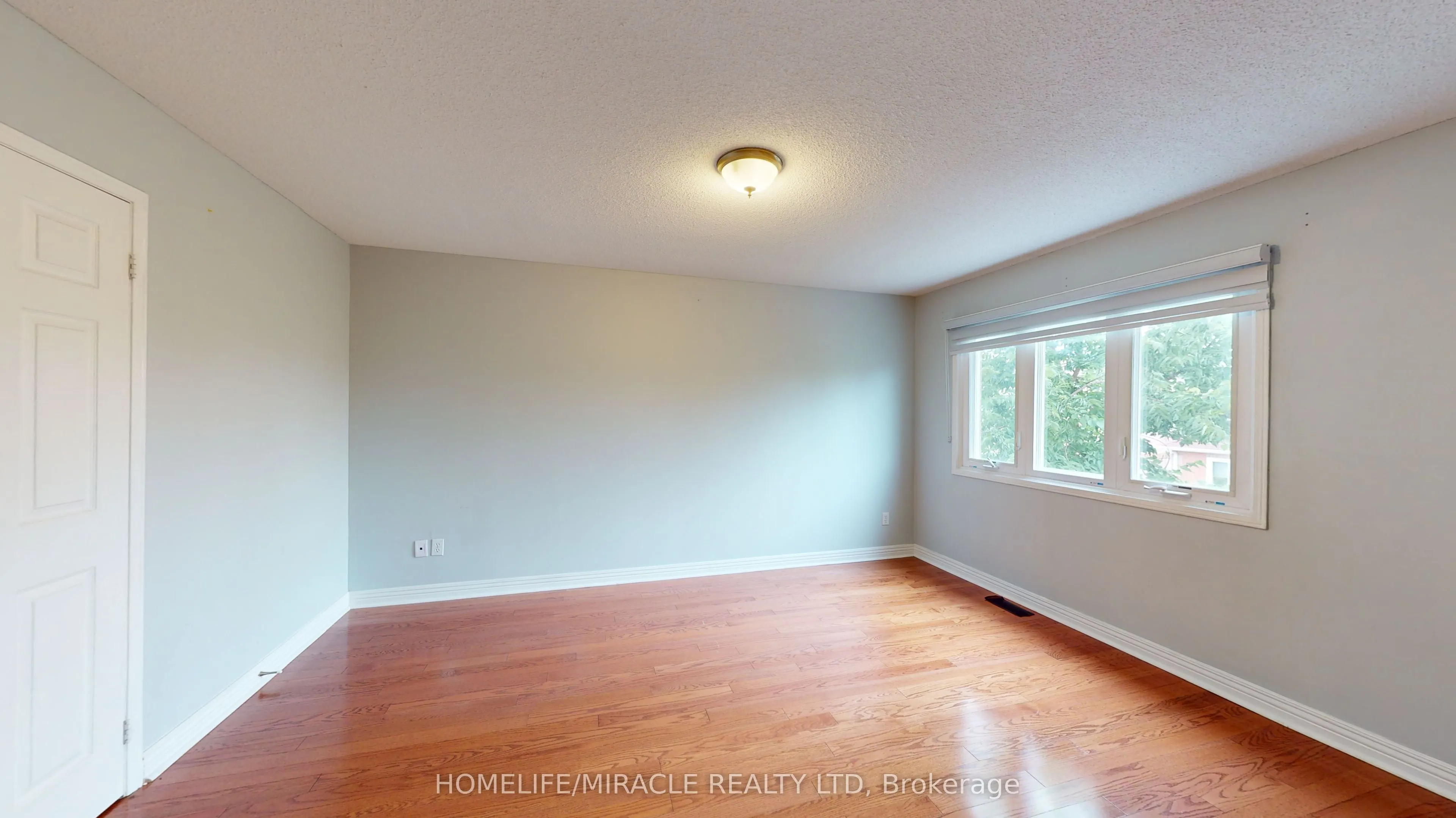 36 Mannel Crescent