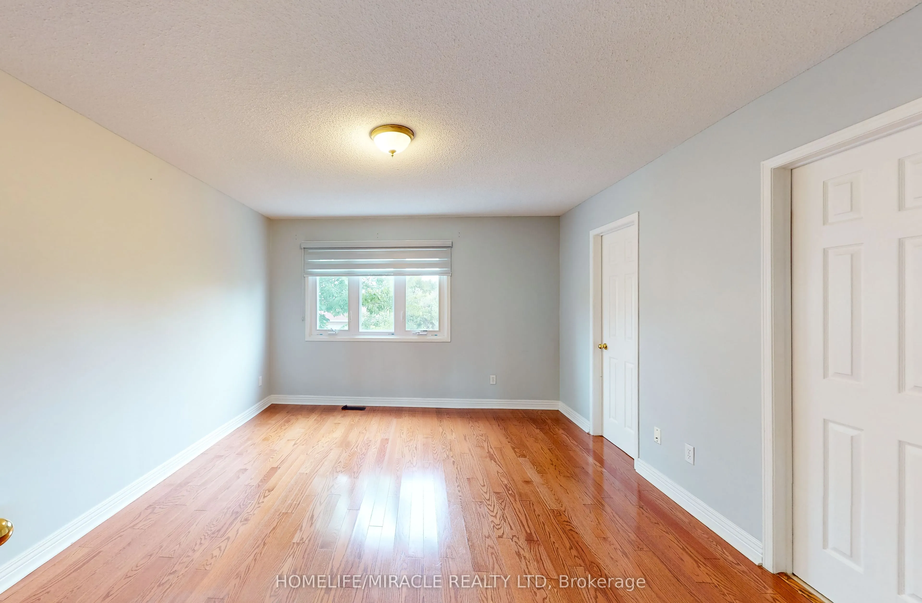 36 Mannel Crescent