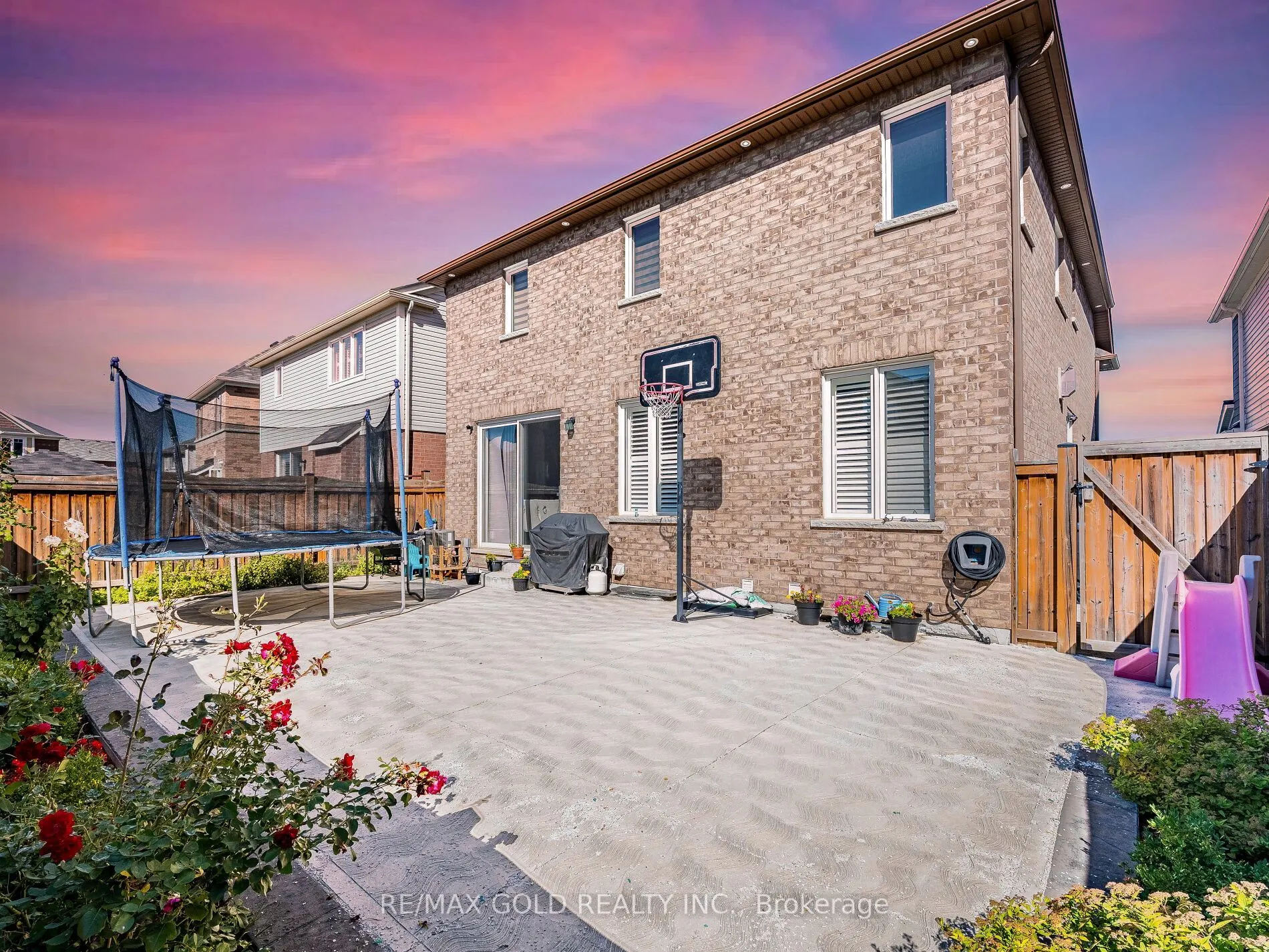 140 Thornbush Boulevard