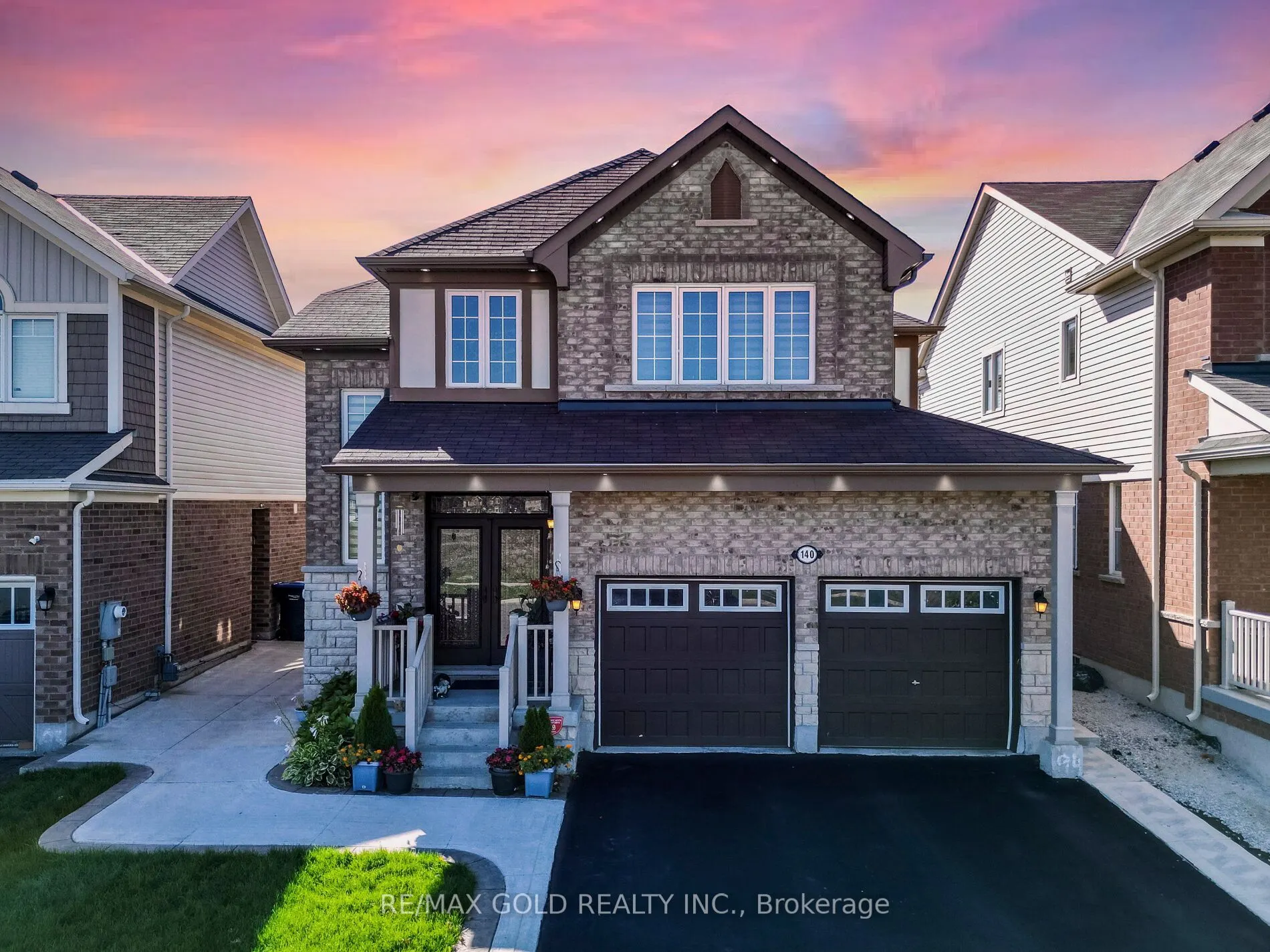 140 Thornbush Boulevard