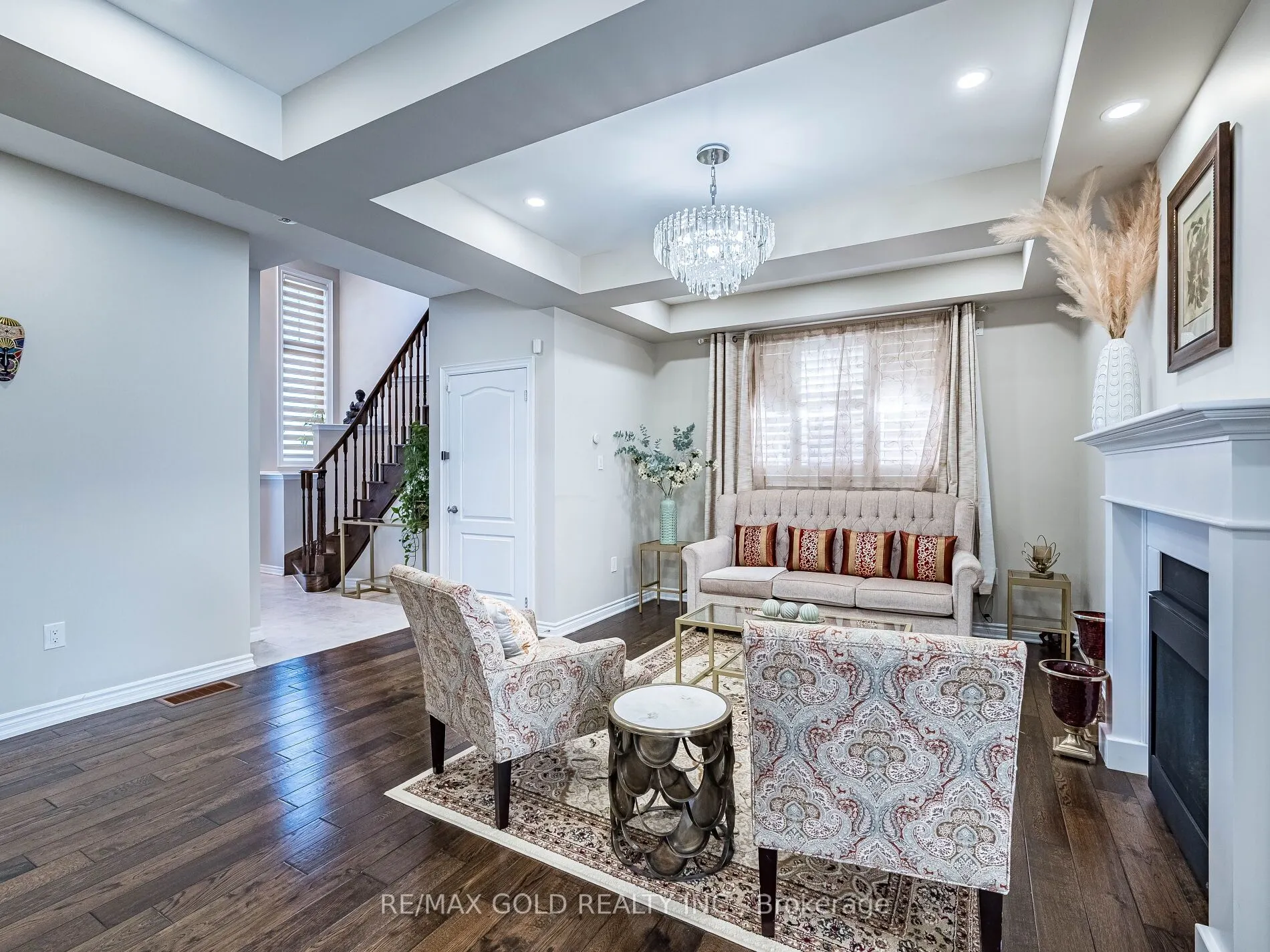 140 Thornbush Boulevard