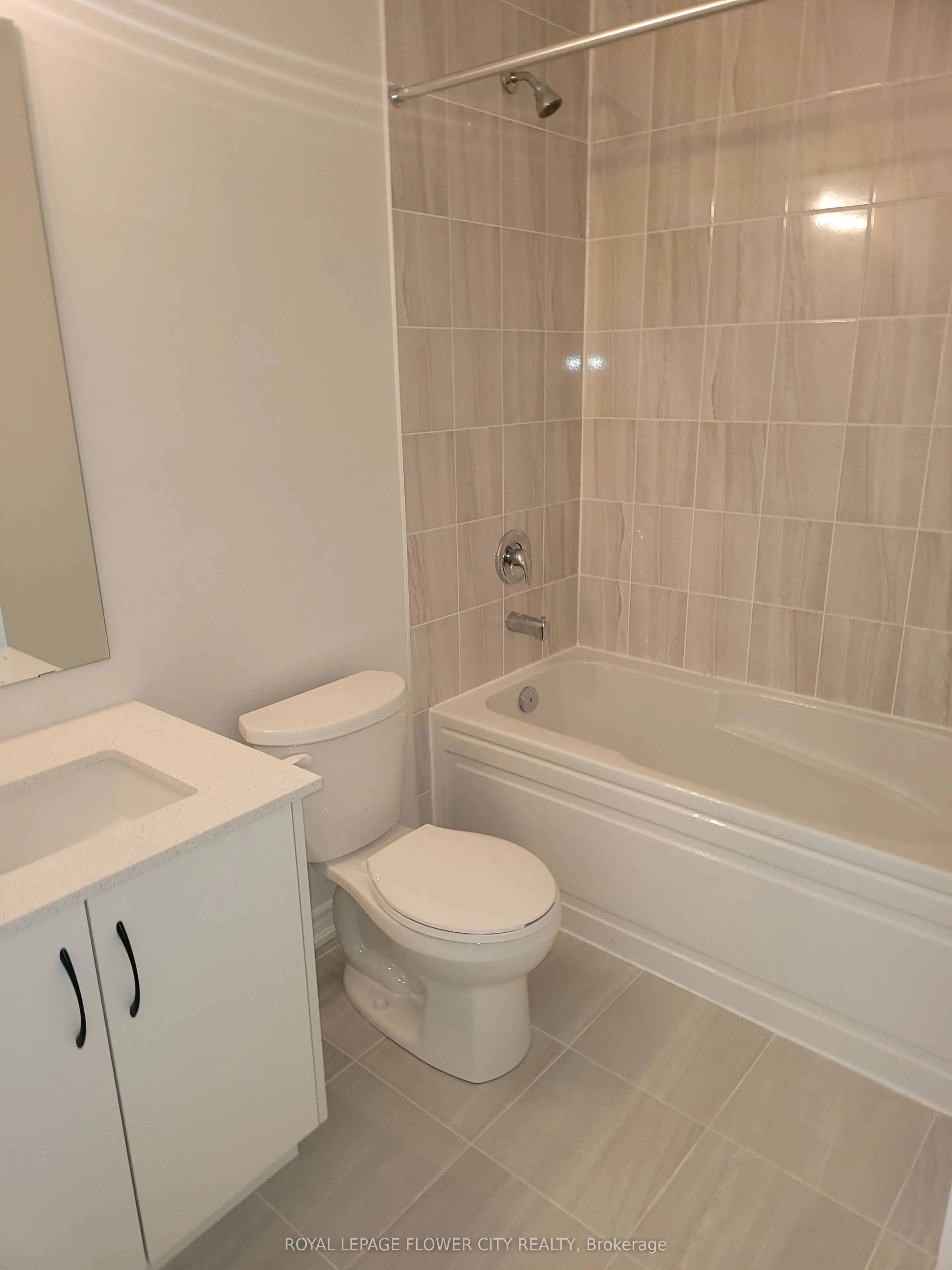 20 Knotsberry Circle, #7