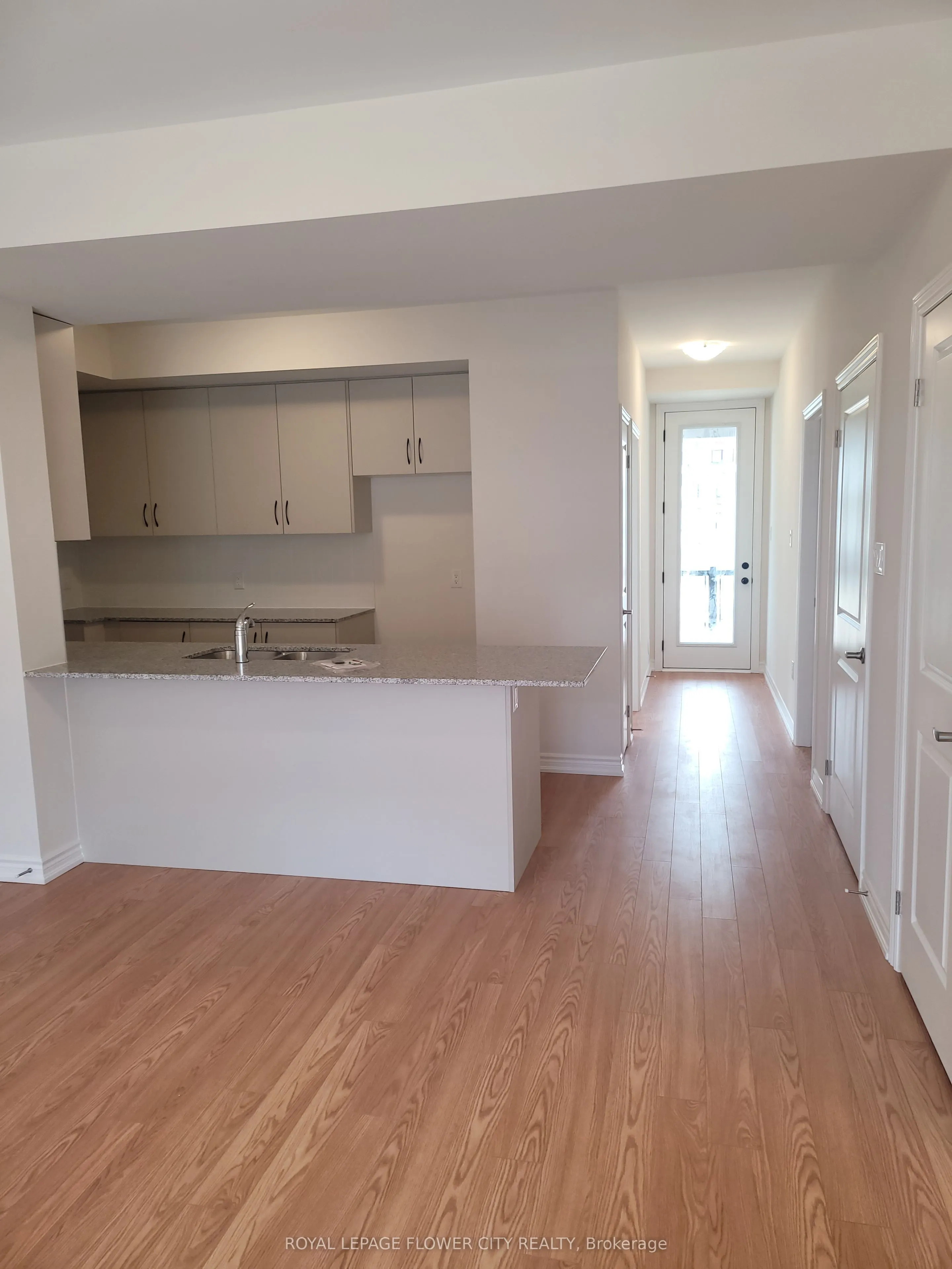 20 Knotsberry Circle, #7
