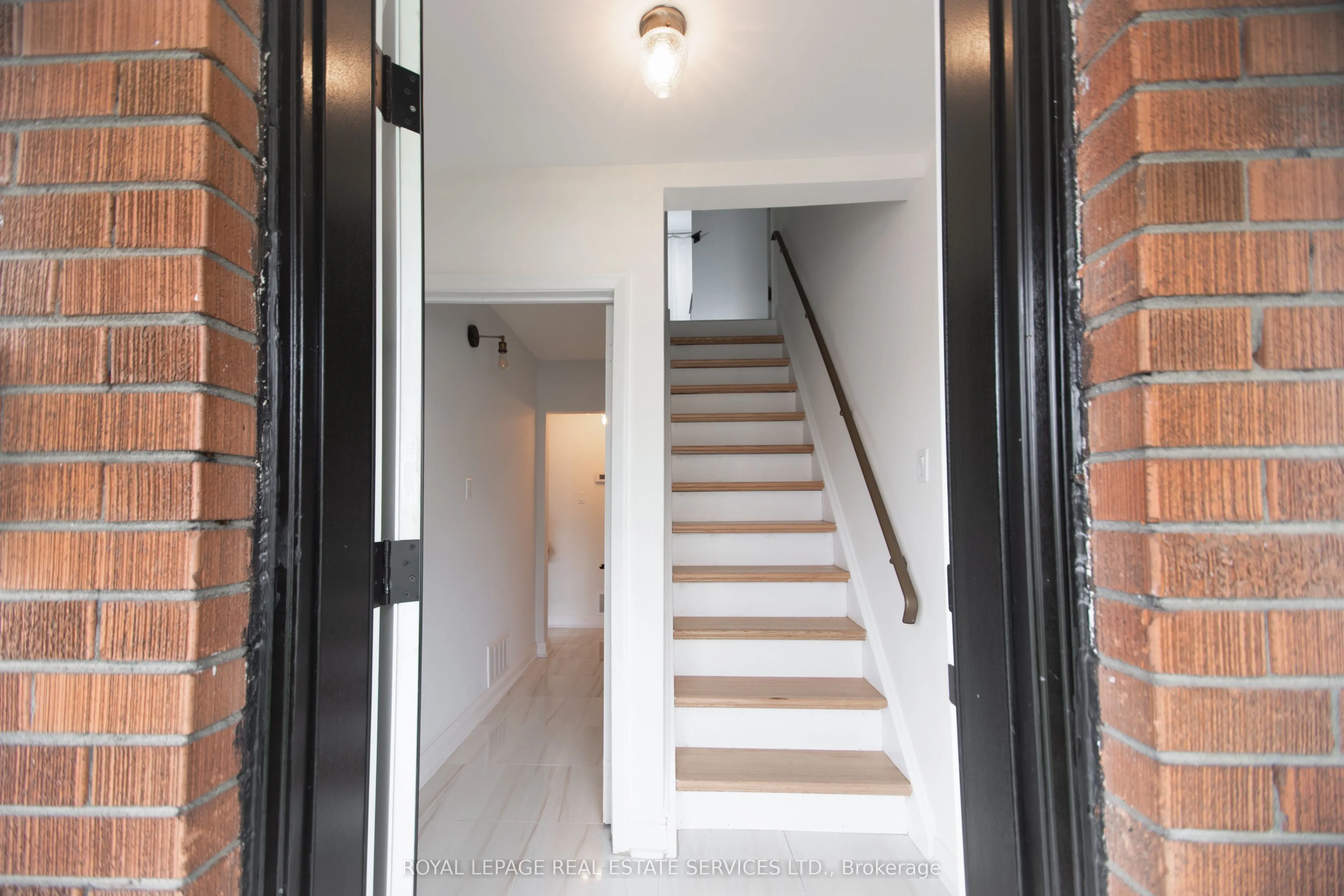1010 Caledonia Road, #2nd