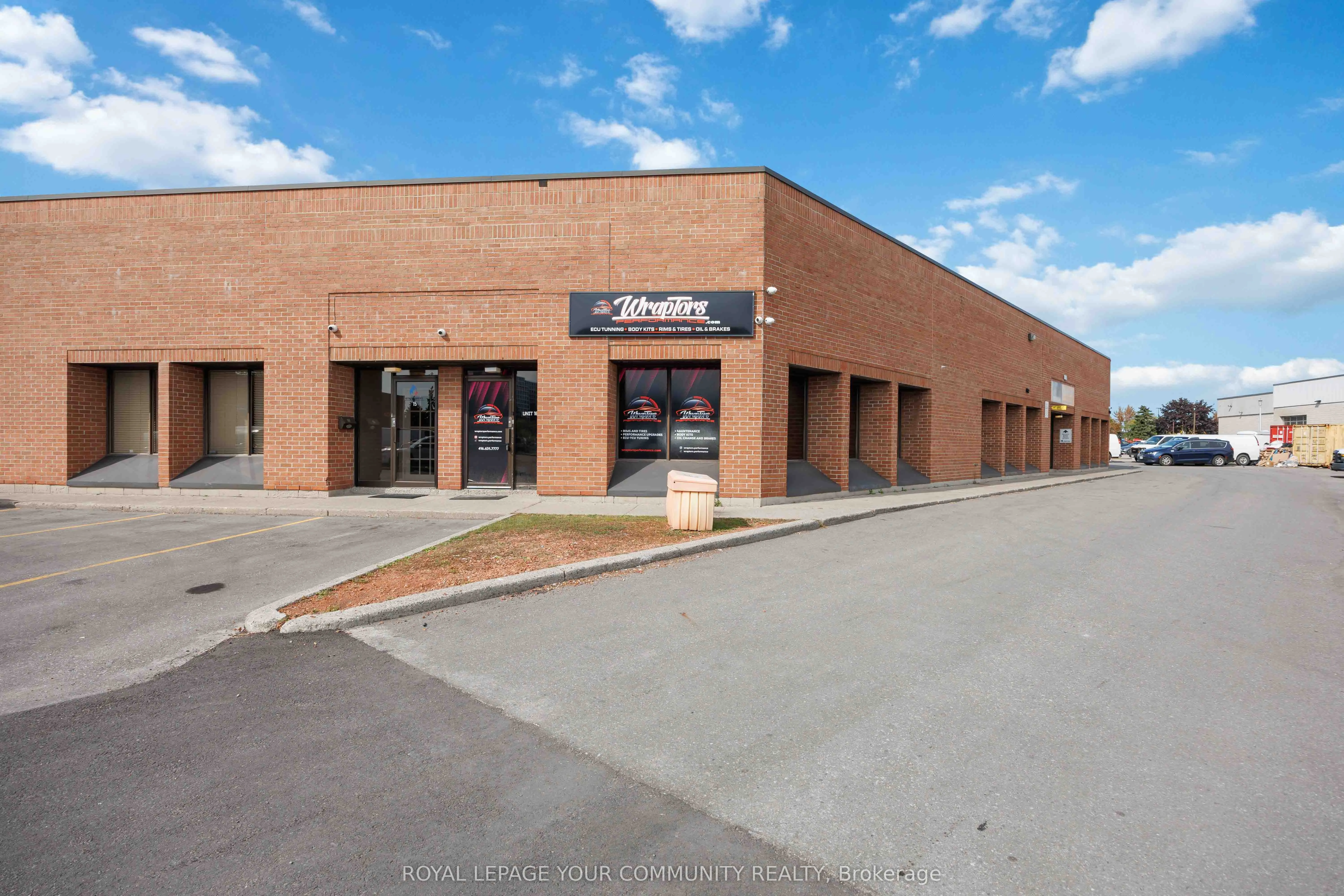 37 Kodiac Crescent, #16