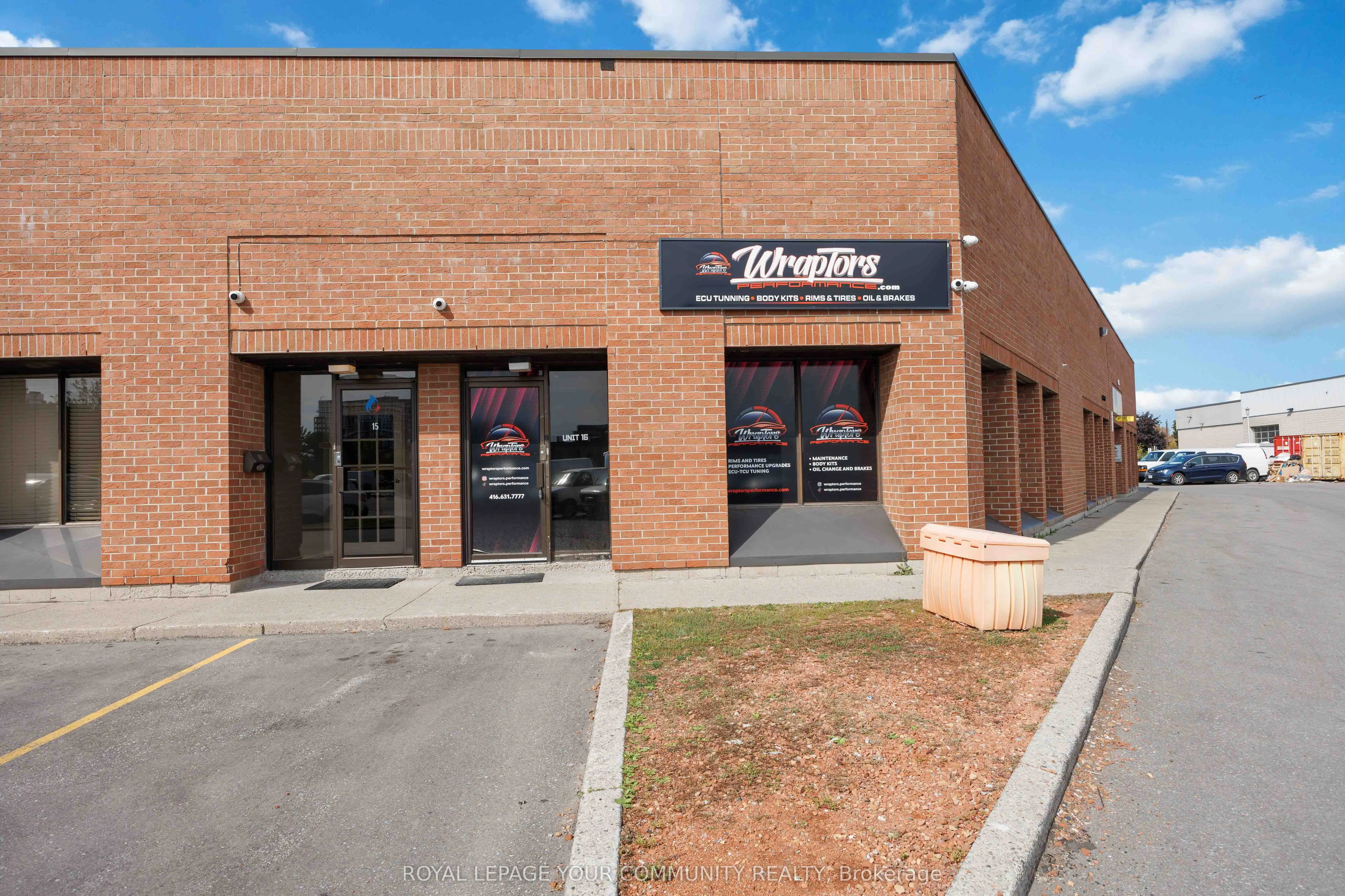 37 Kodiac Crescent, #16