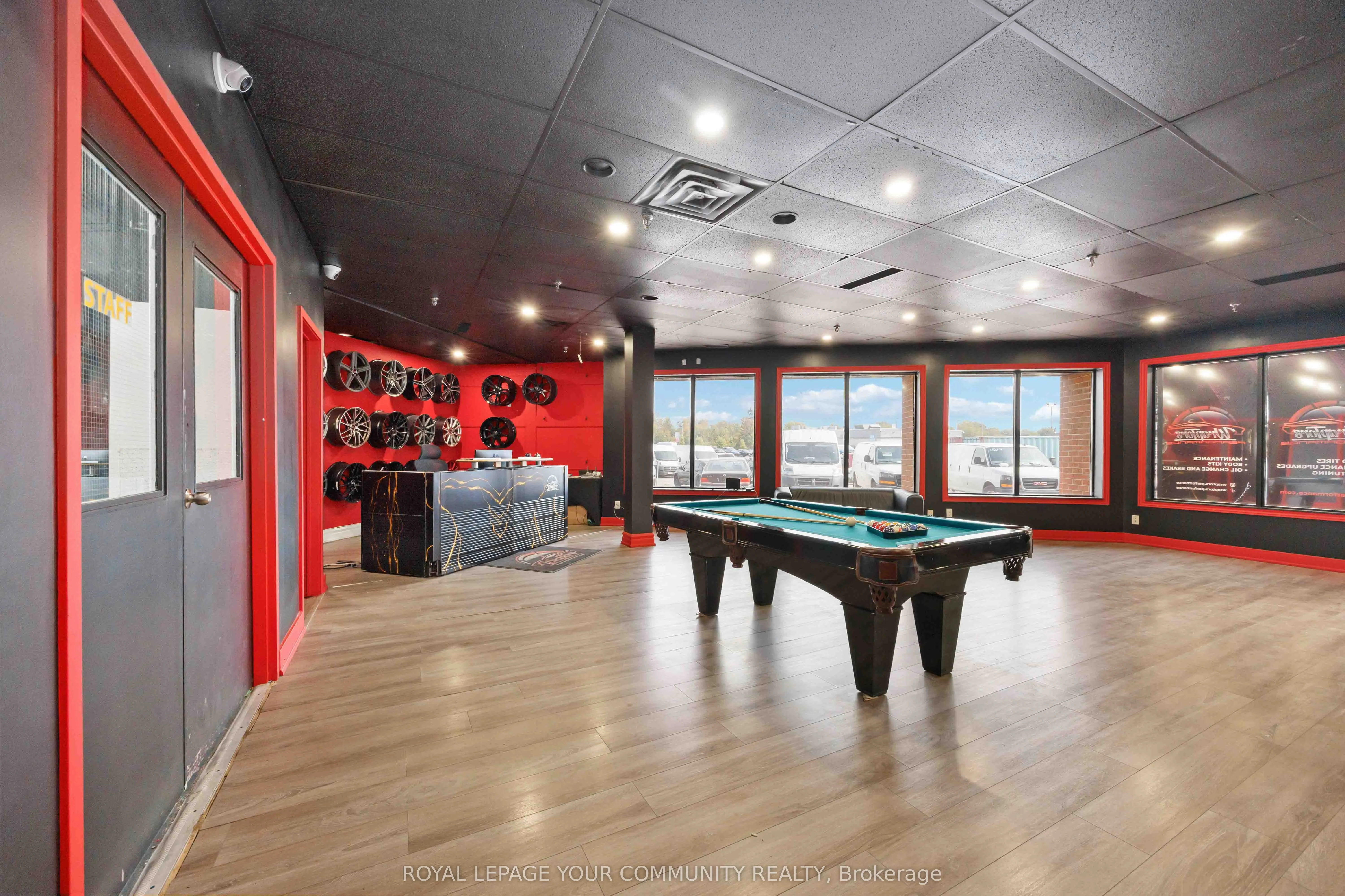 37 Kodiac Crescent, #16