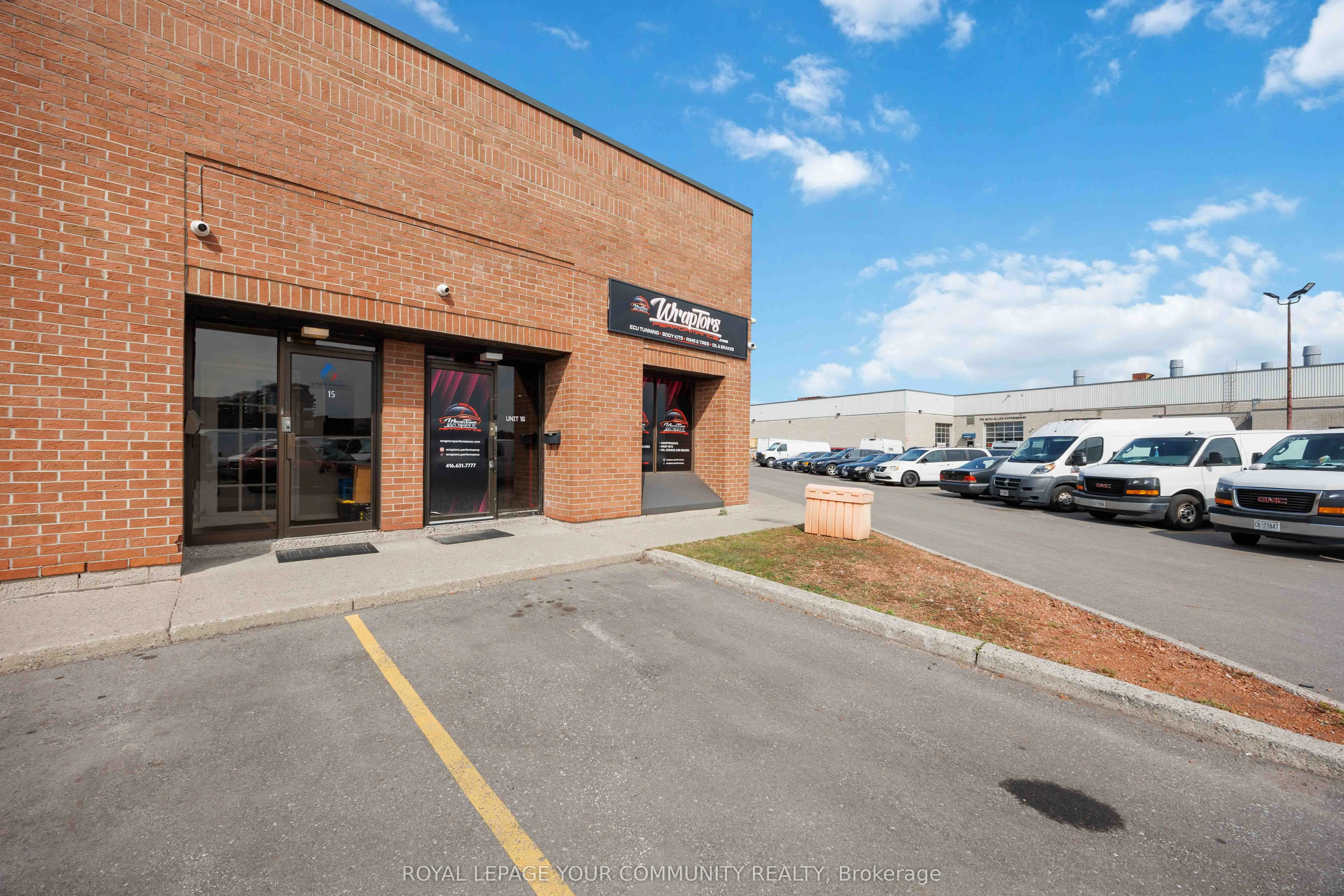 37 Kodiac Crescent, #16