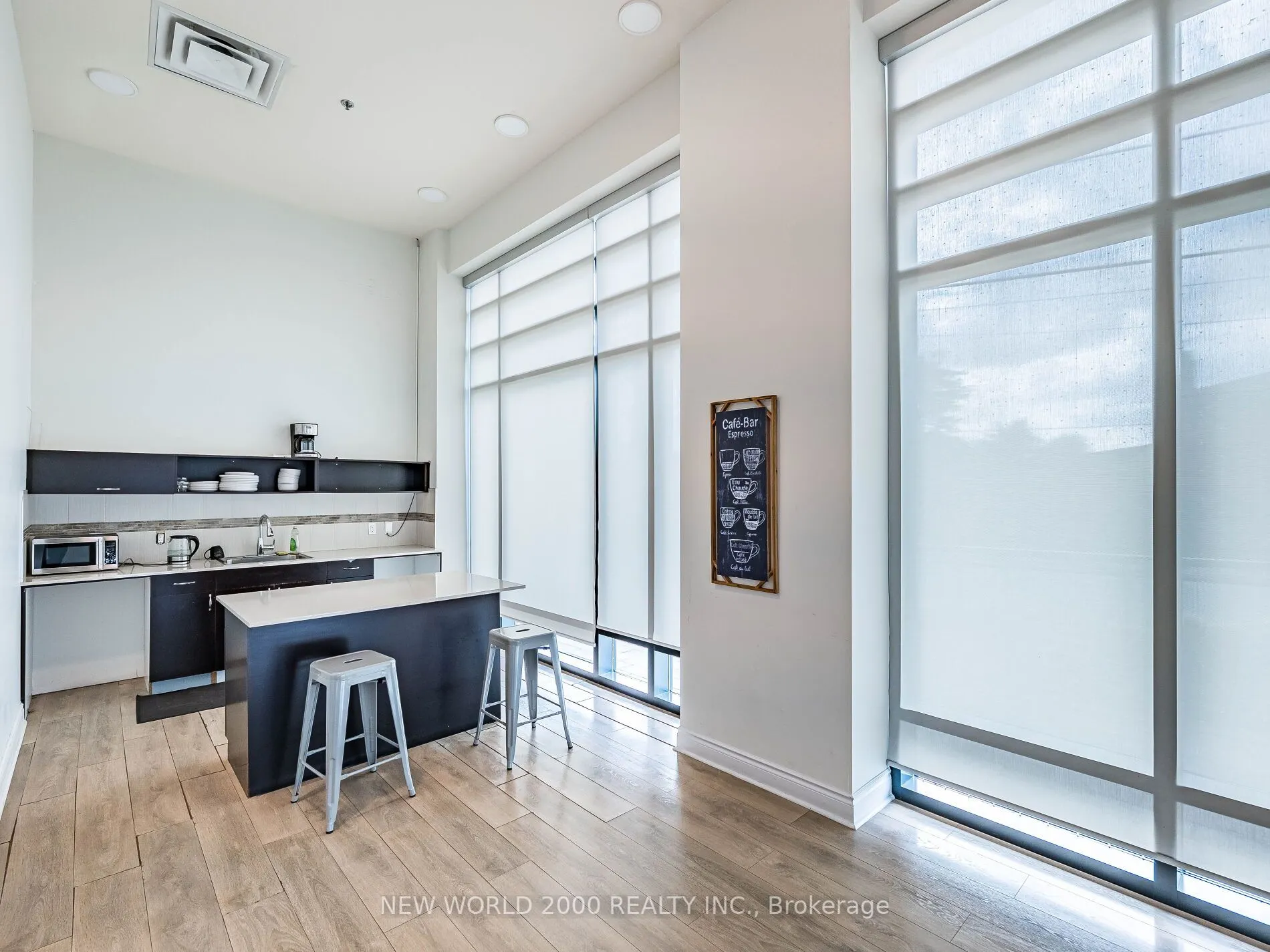 2522 Keele Street, #216
