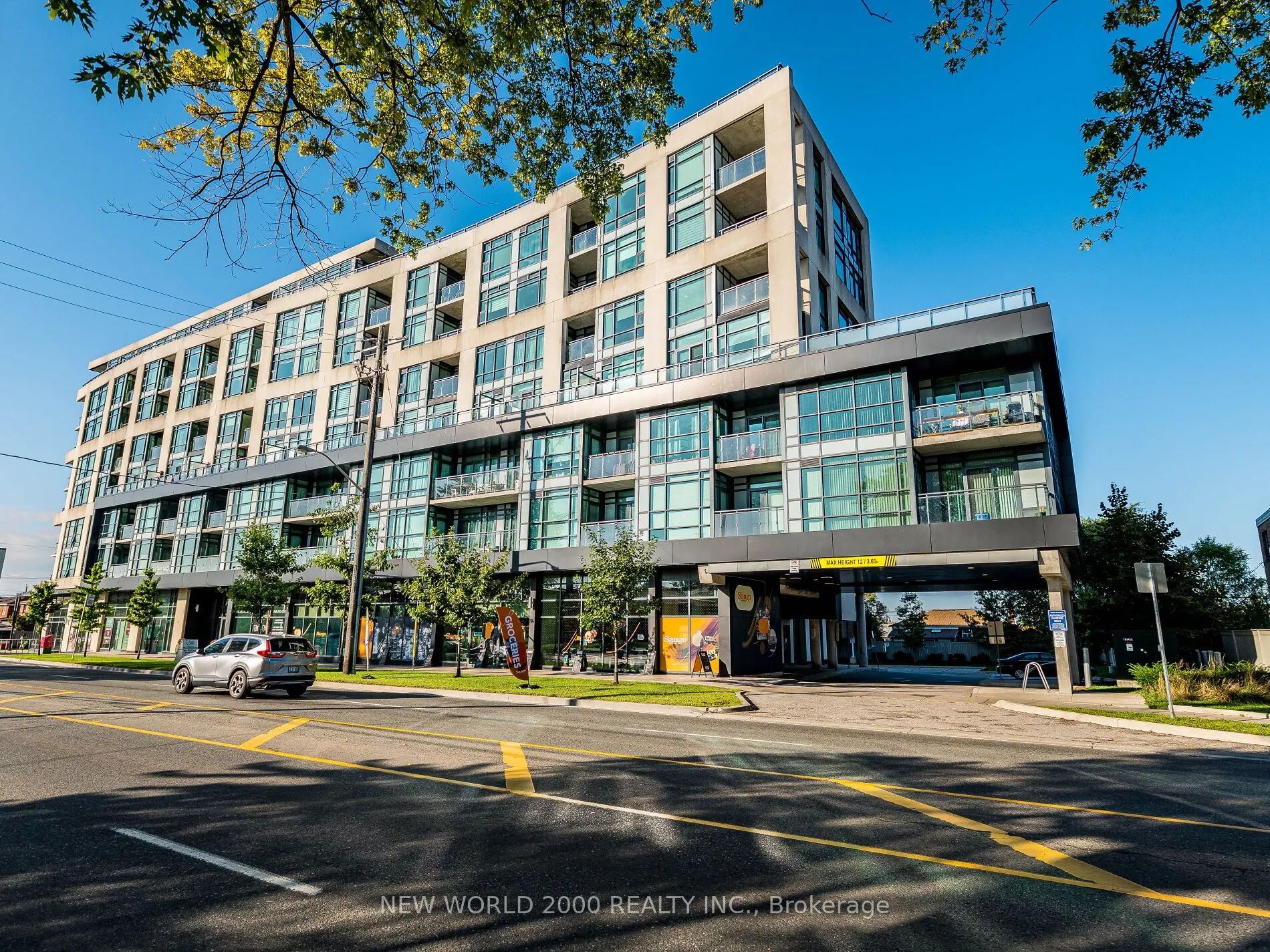 2522 Keele Street, #216