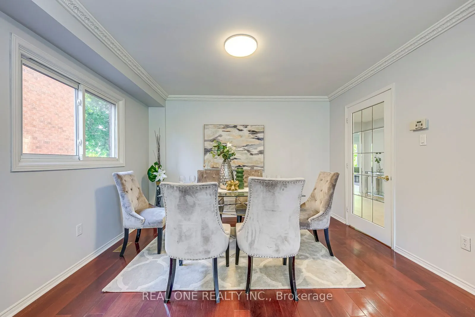 403 Glenashton Drive