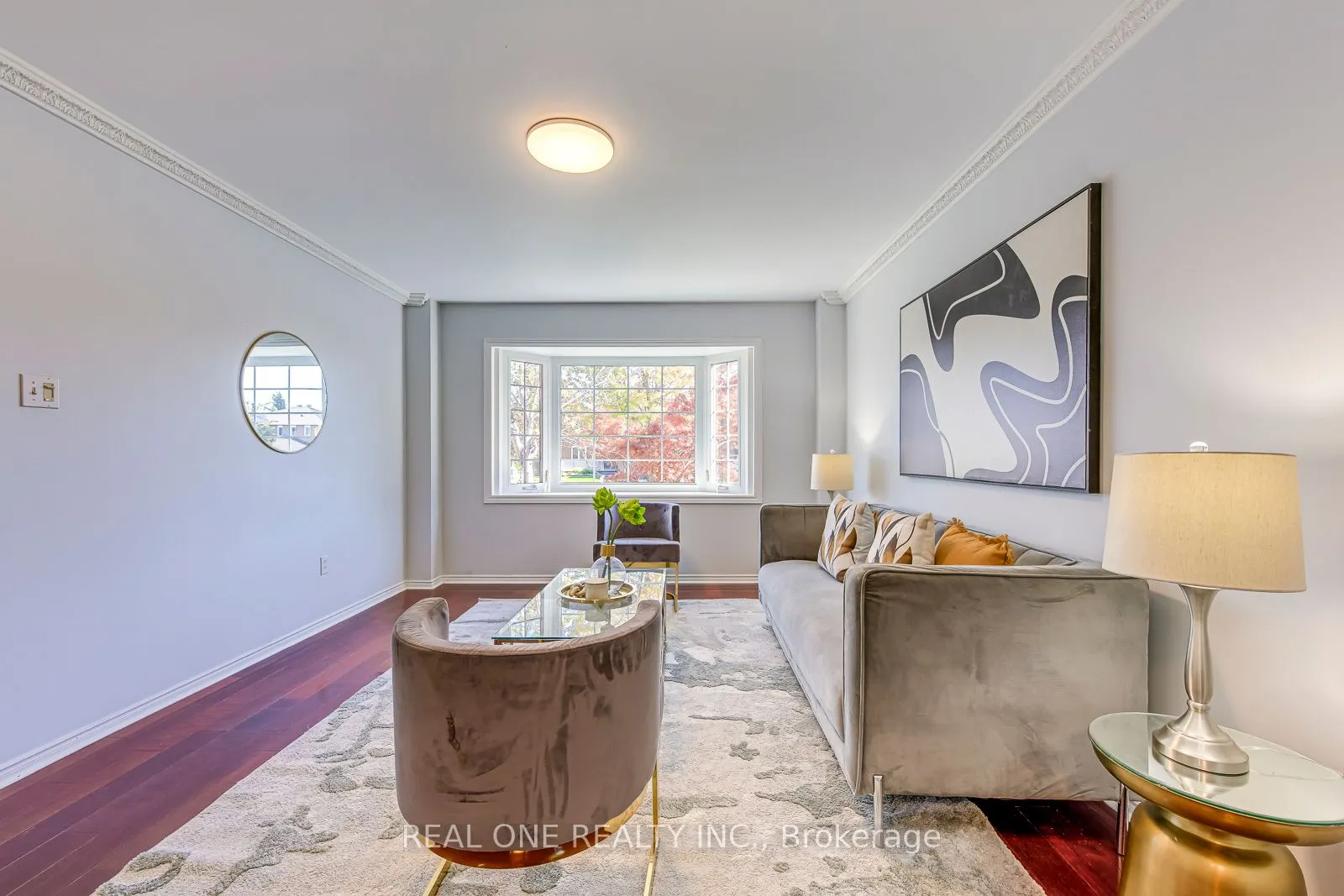 403 Glenashton Drive