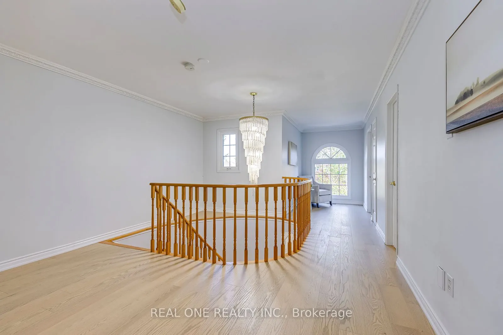 403 Glenashton Drive
