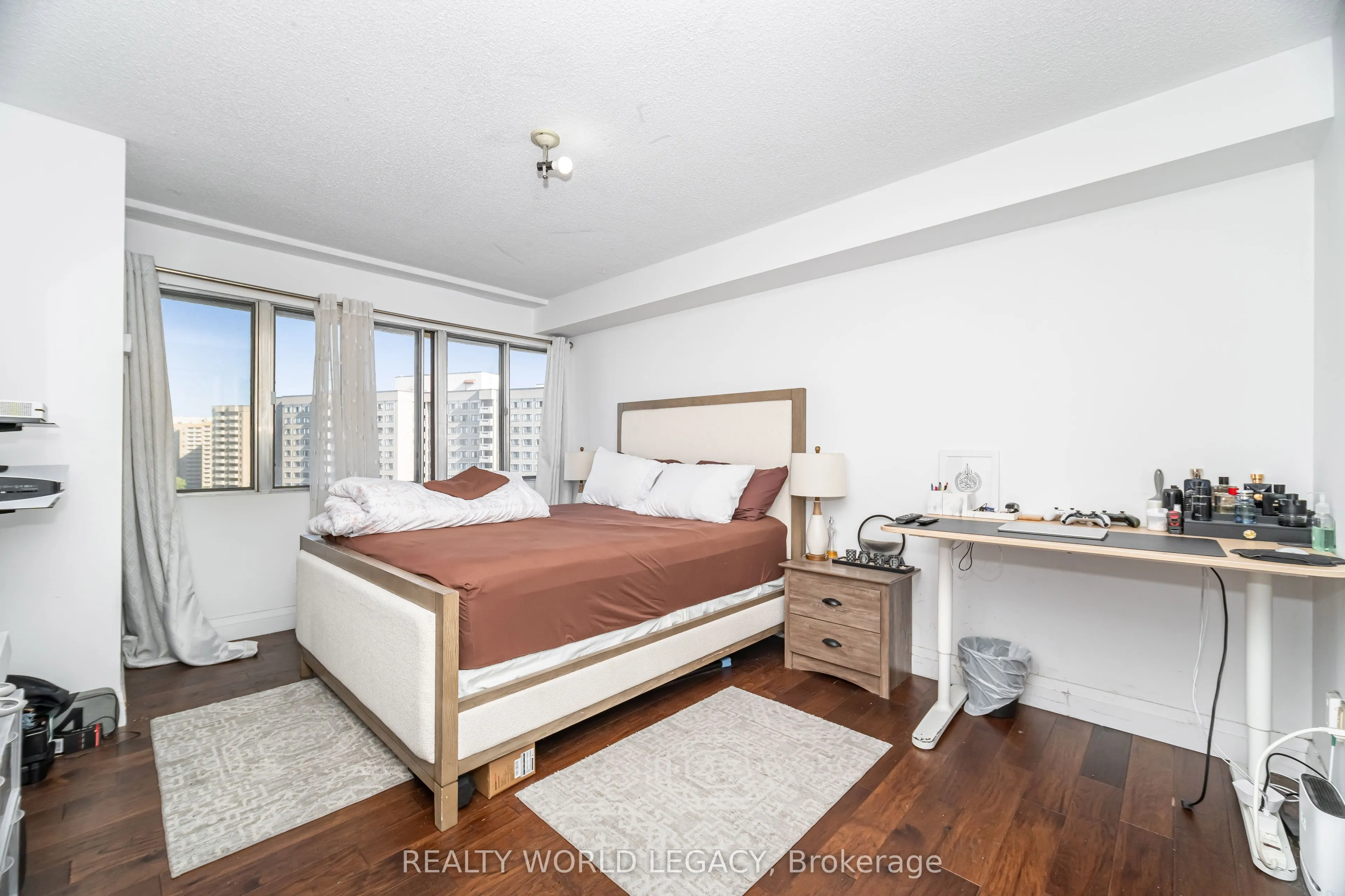 1580 Mississauga Valley Boulevard, #1901