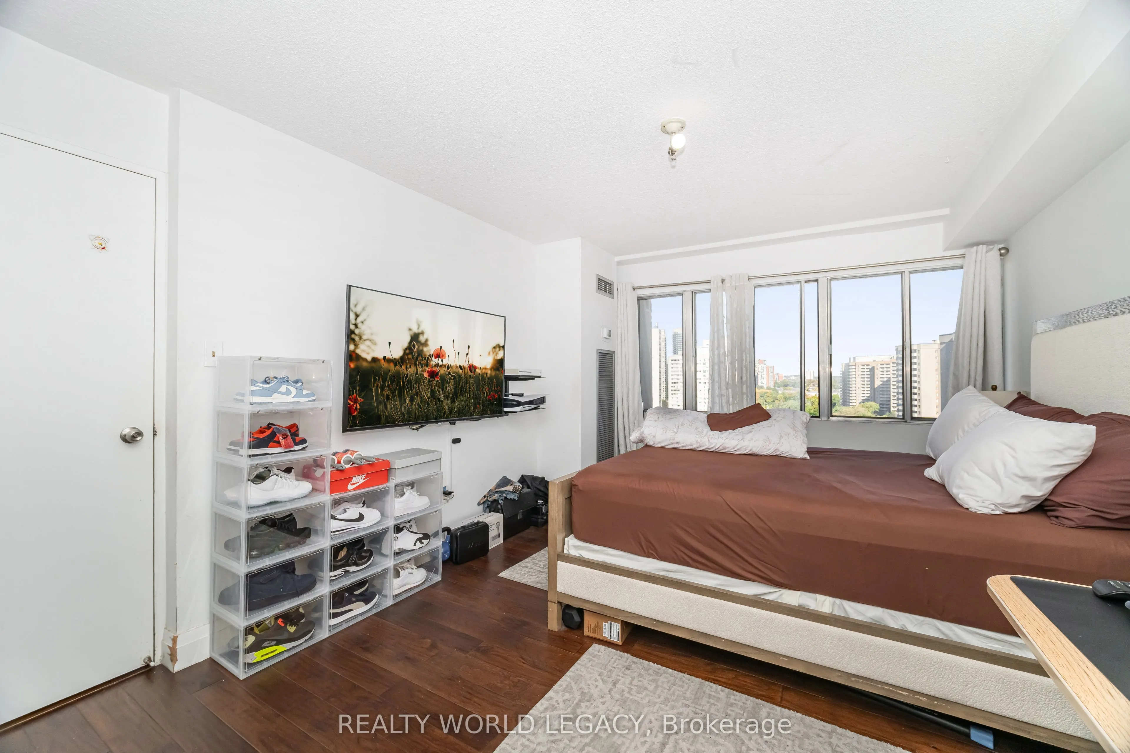 1580 Mississauga Valley Boulevard, #1901