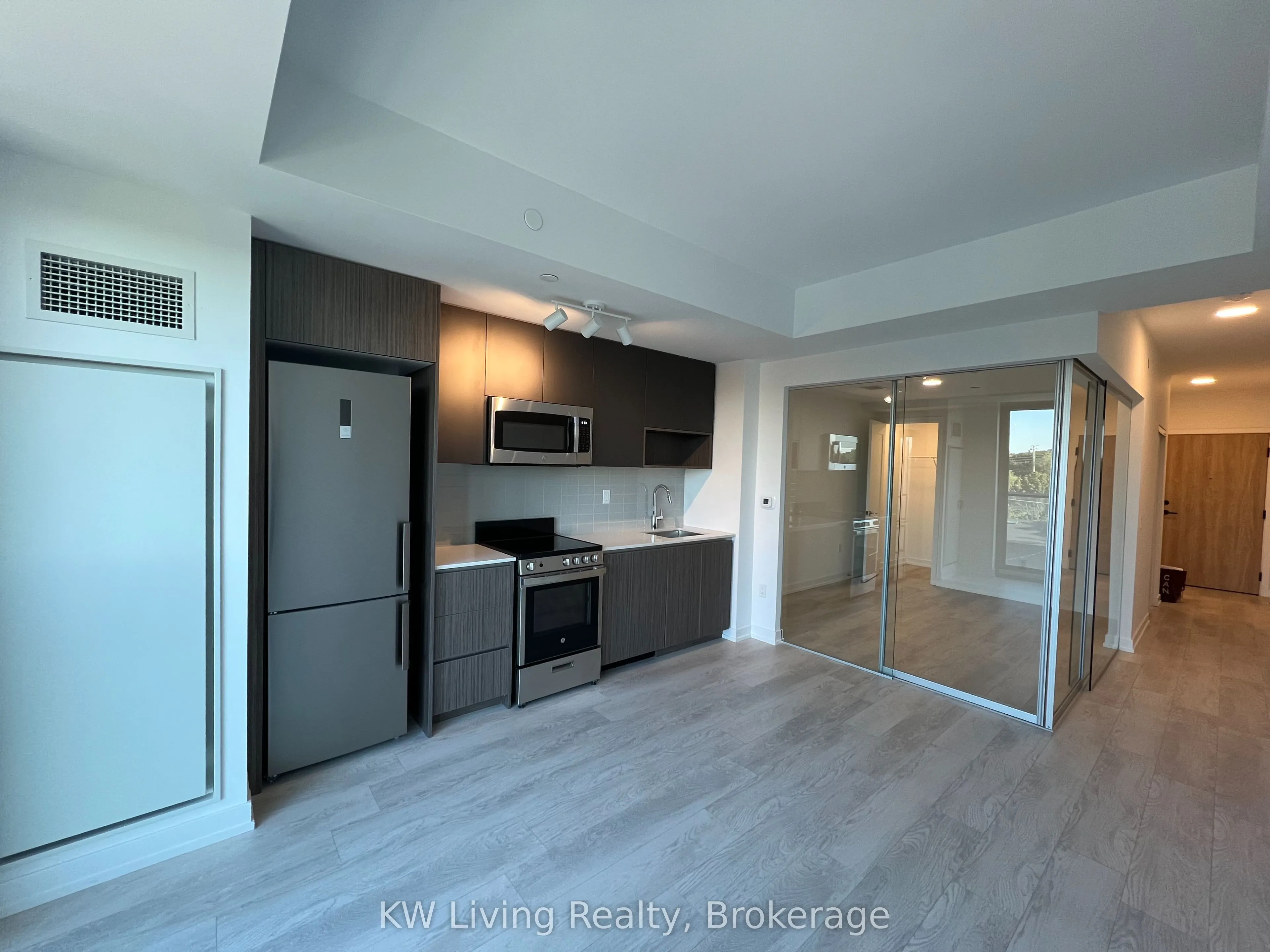 801 The Queensway, #508