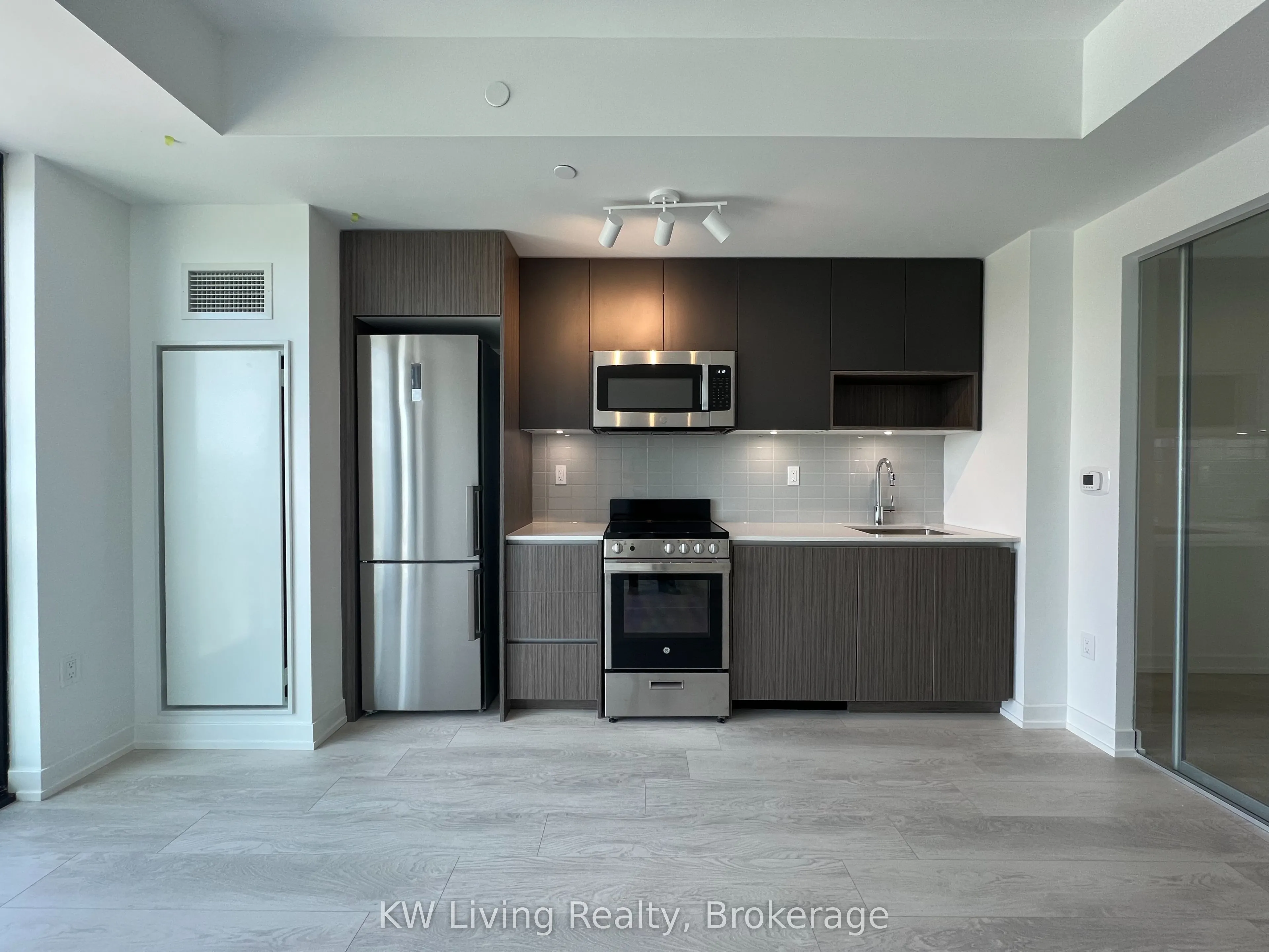 801 The Queensway, #508