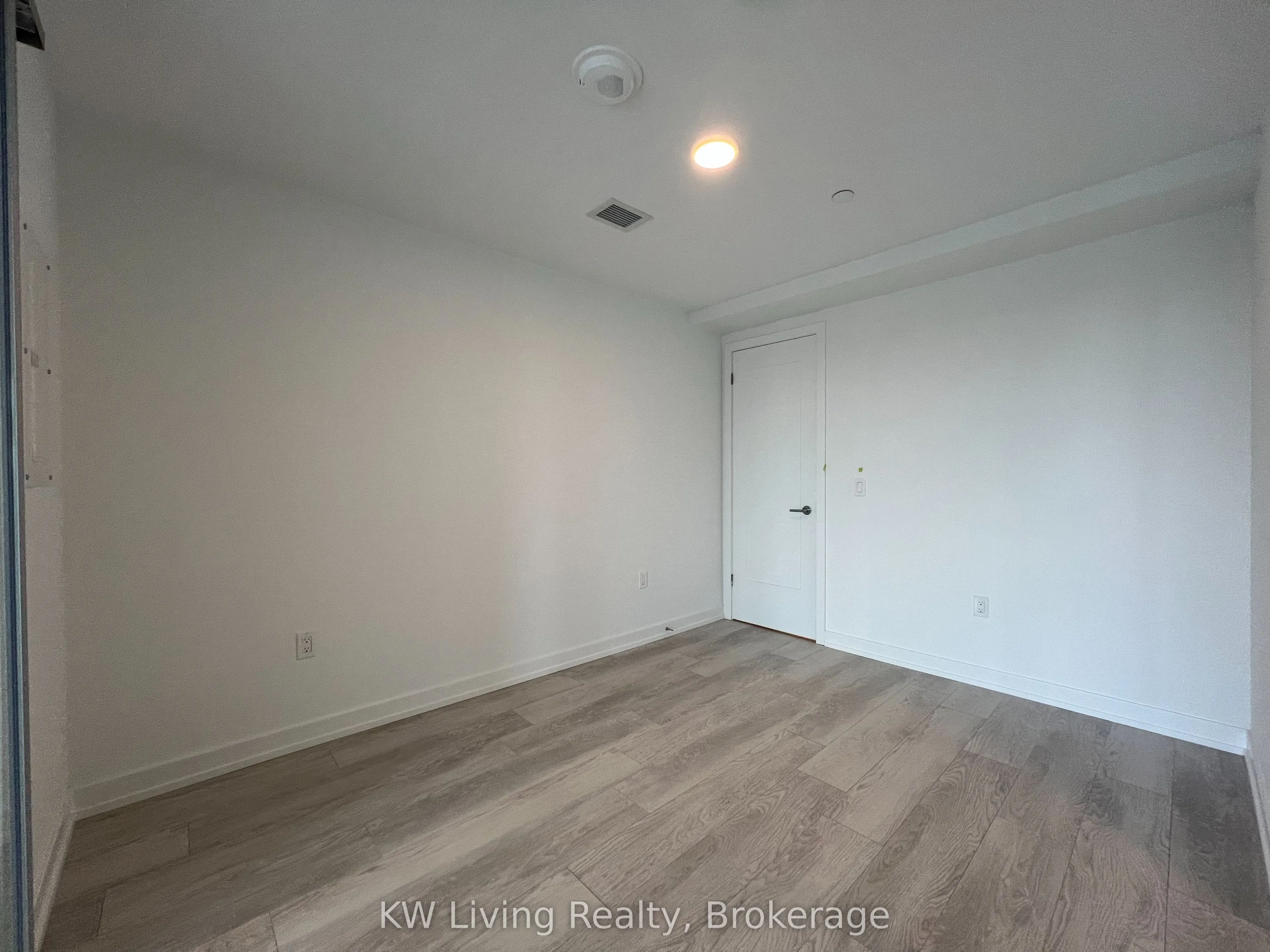 801 The Queensway, #508