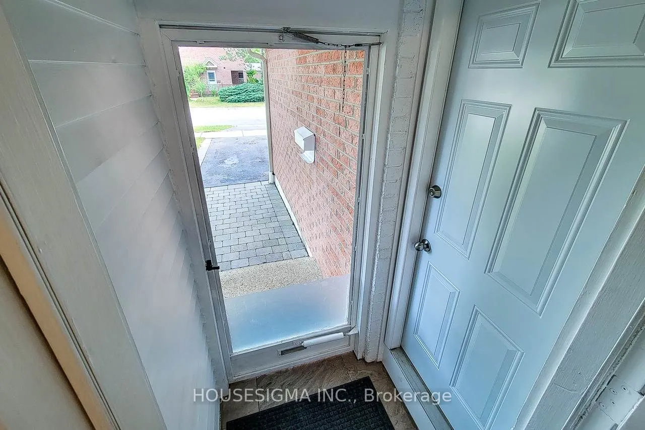 3111 Cantelon Crescent
