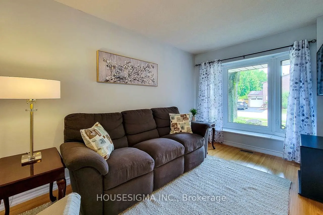 3111 Cantelon Crescent