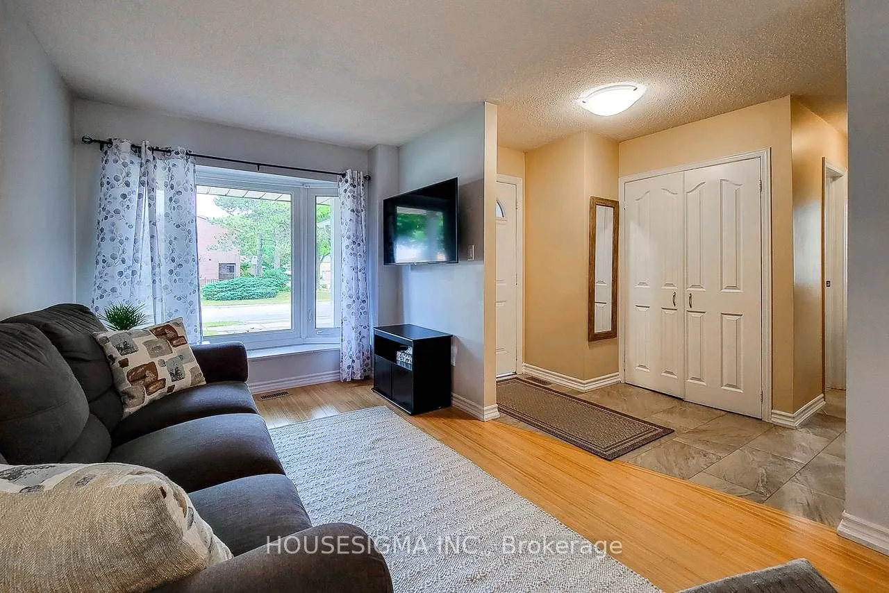 3111 Cantelon Crescent