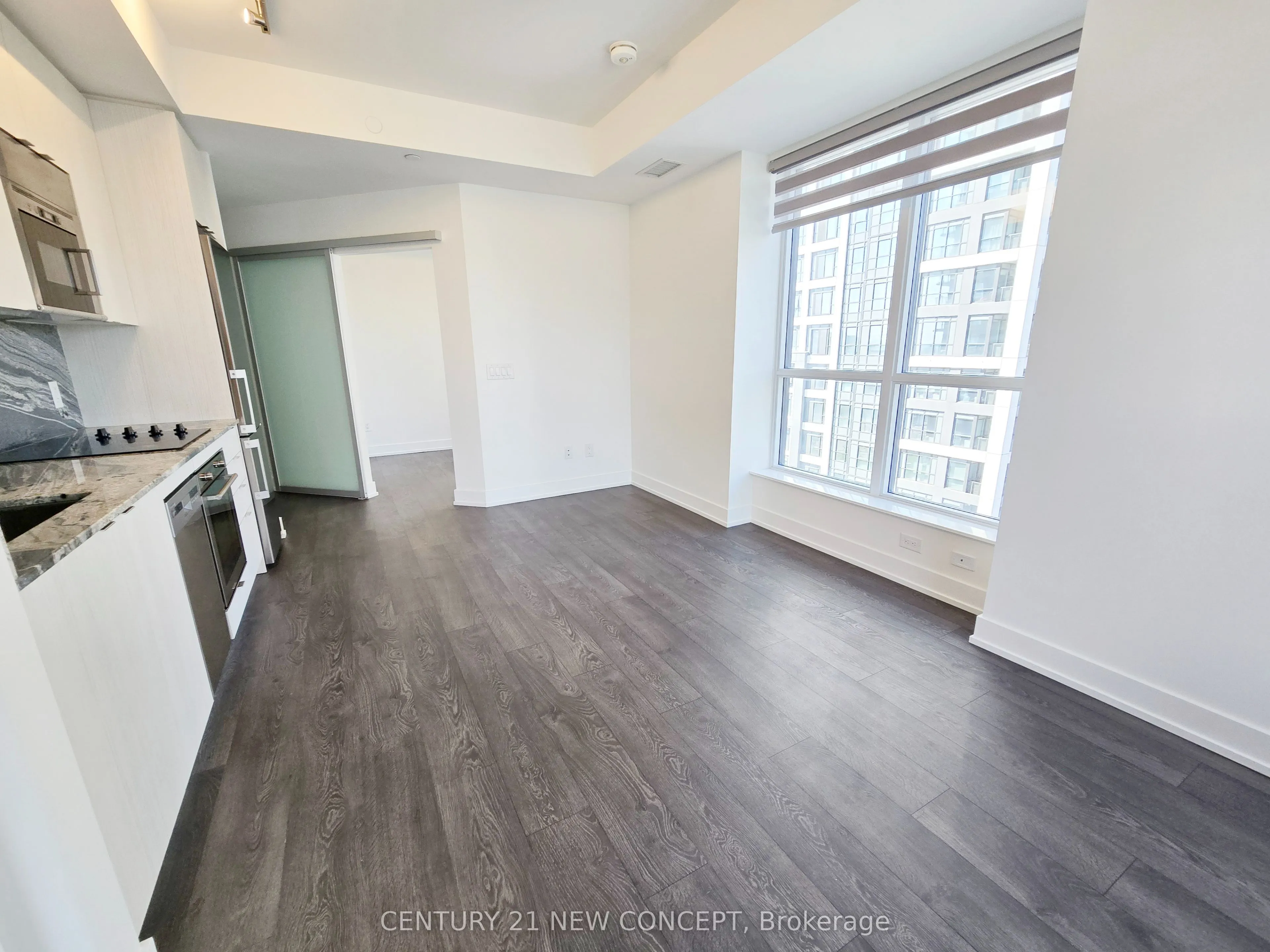 5 Mabelle Avenue, #1033