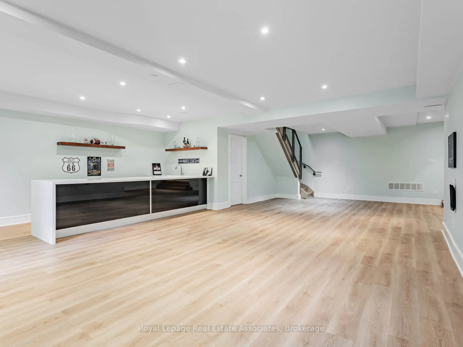 66 Inglewood Drive
