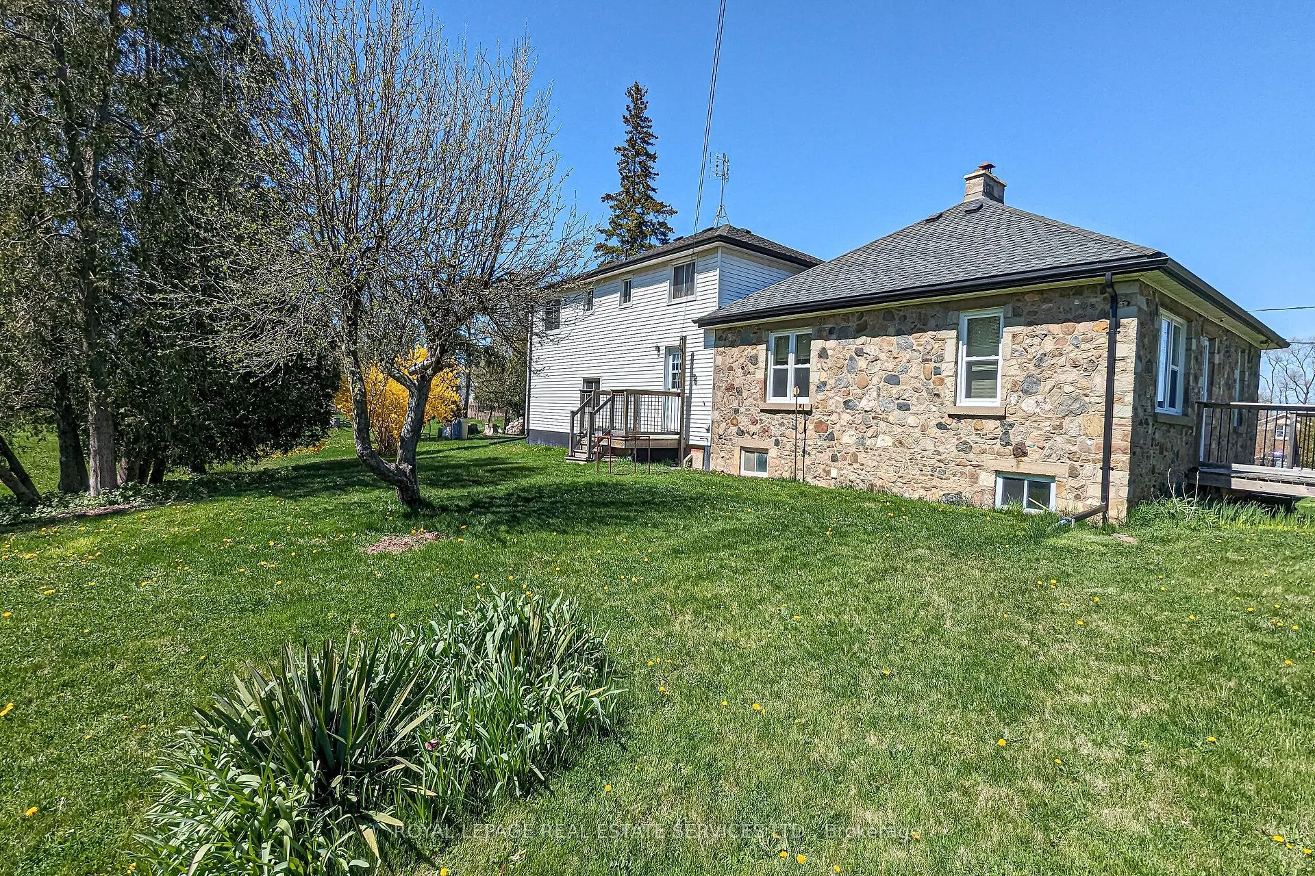 3029 Burnhamthorpe Road W