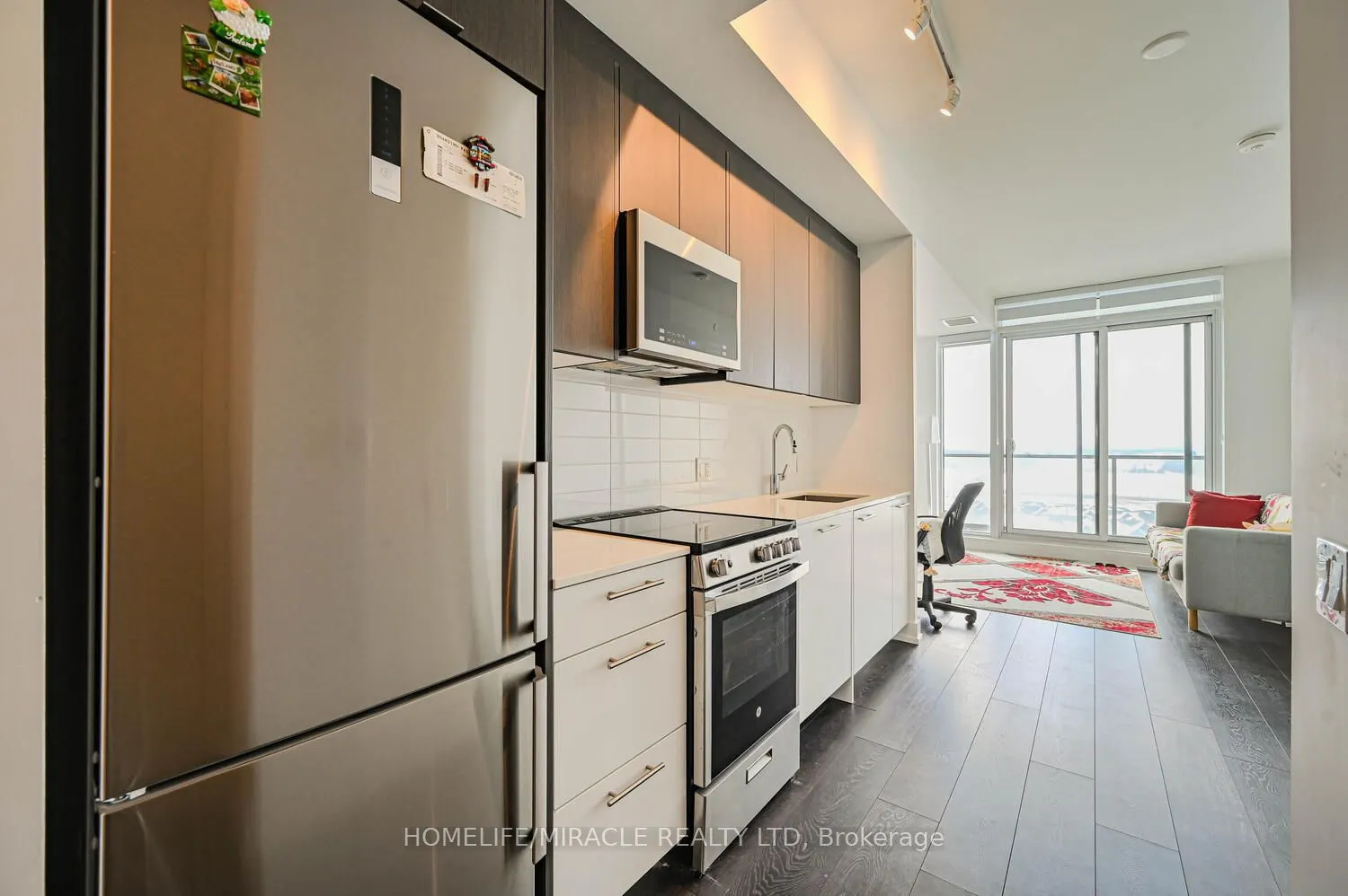 215 Veterans Drive, #1102