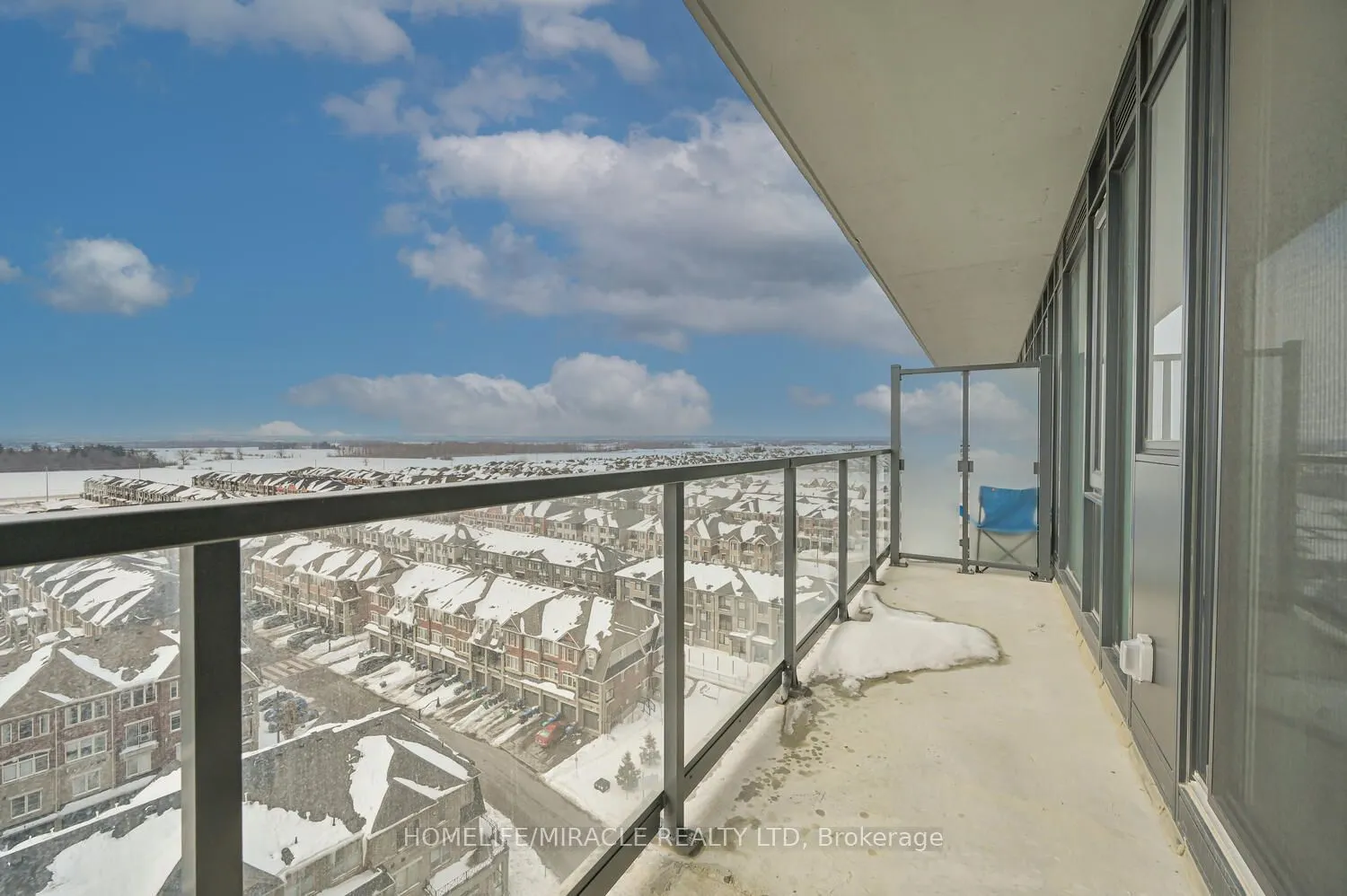 215 Veterans Drive, #1102