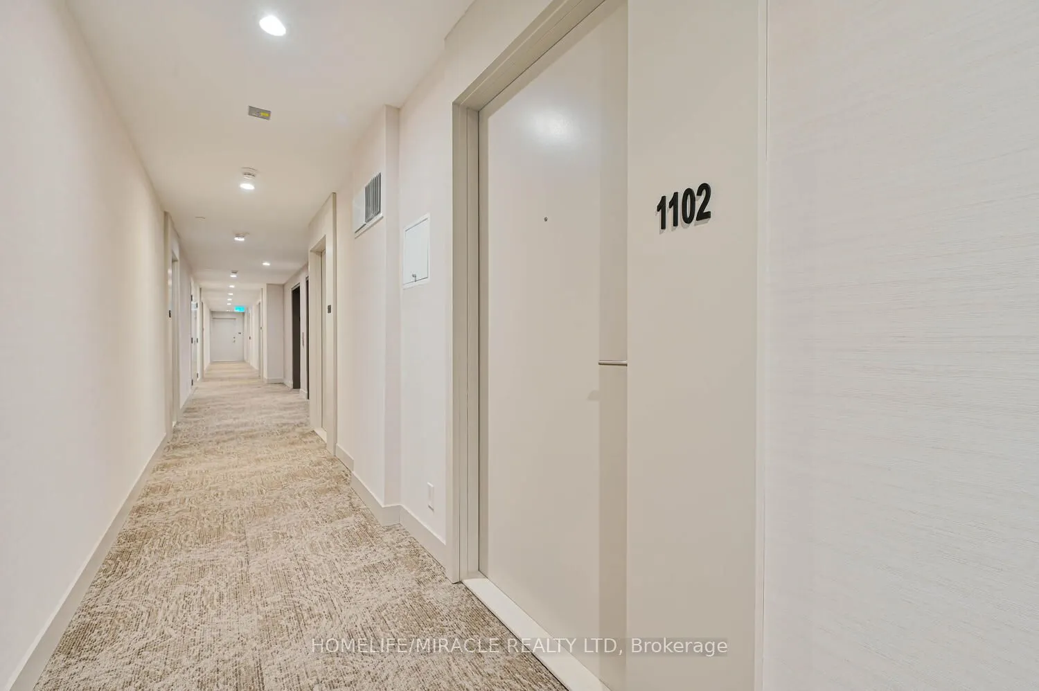 215 Veterans Drive, #1102