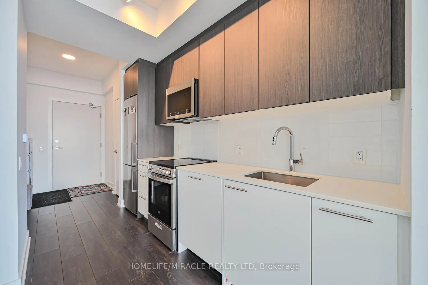 215 Veterans Drive, #1102
