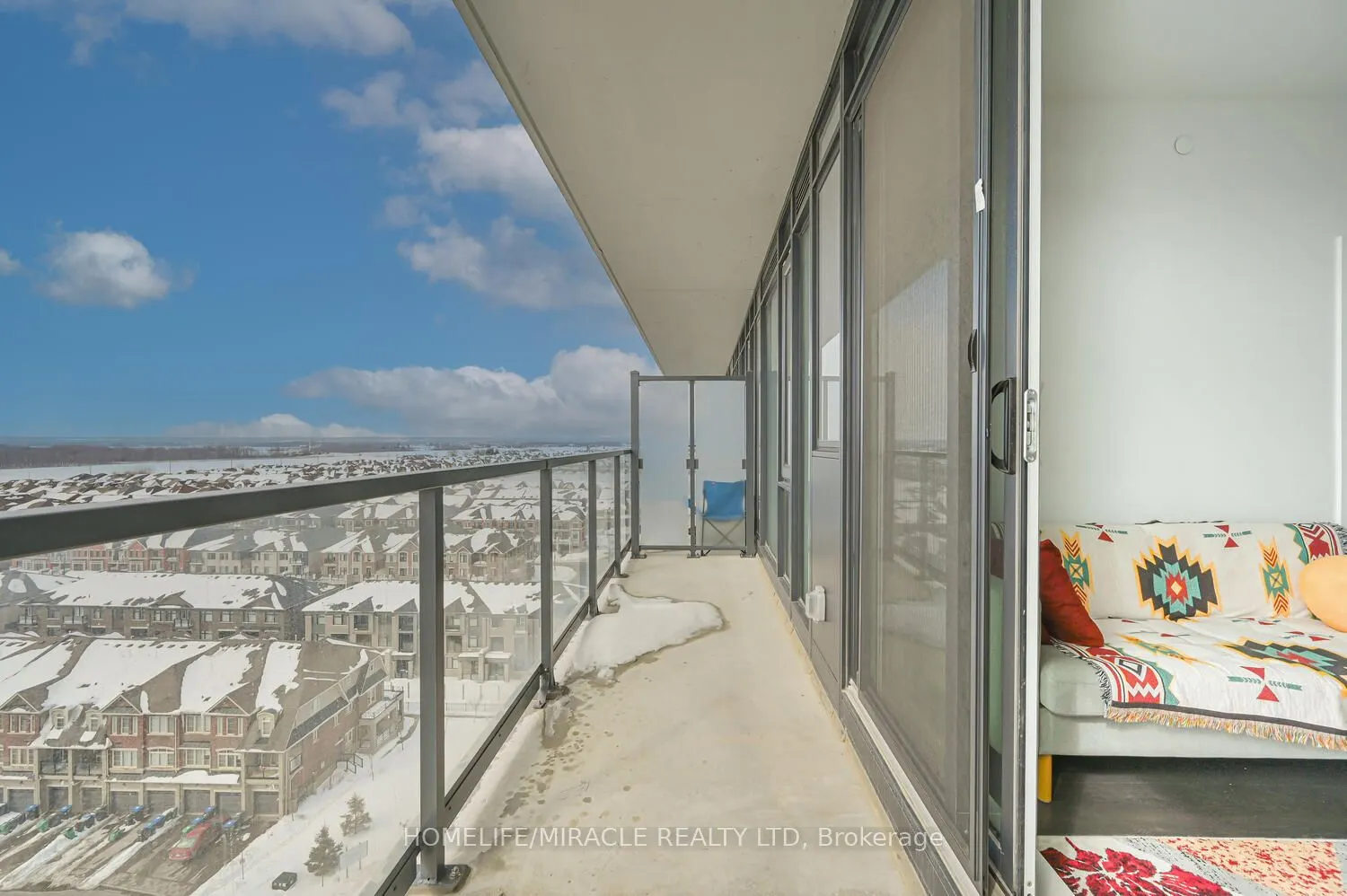 215 Veterans Drive, #1102