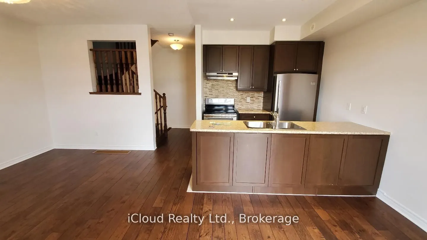2554 Grand Oak Trail