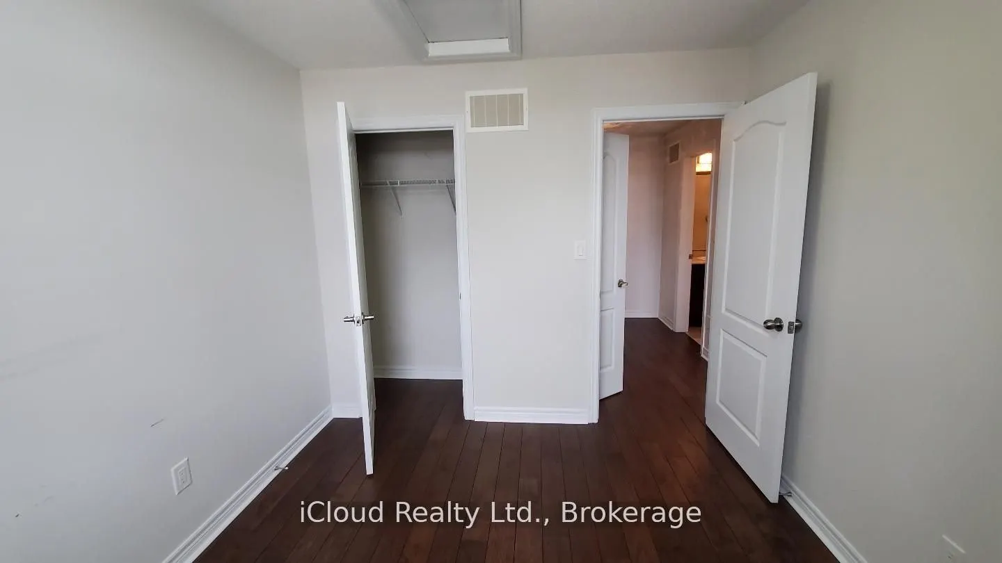 2554 Grand Oak Trail