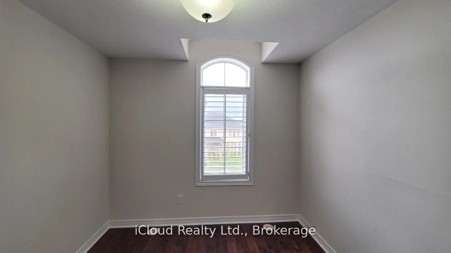2554 Grand Oak Trail