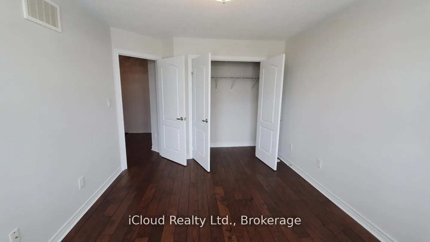 2554 Grand Oak Trail