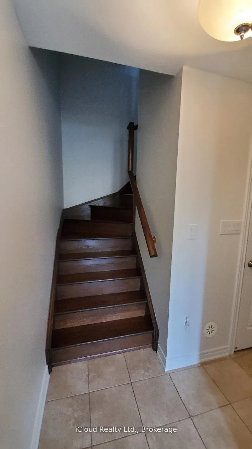2554 Grand Oak Trail