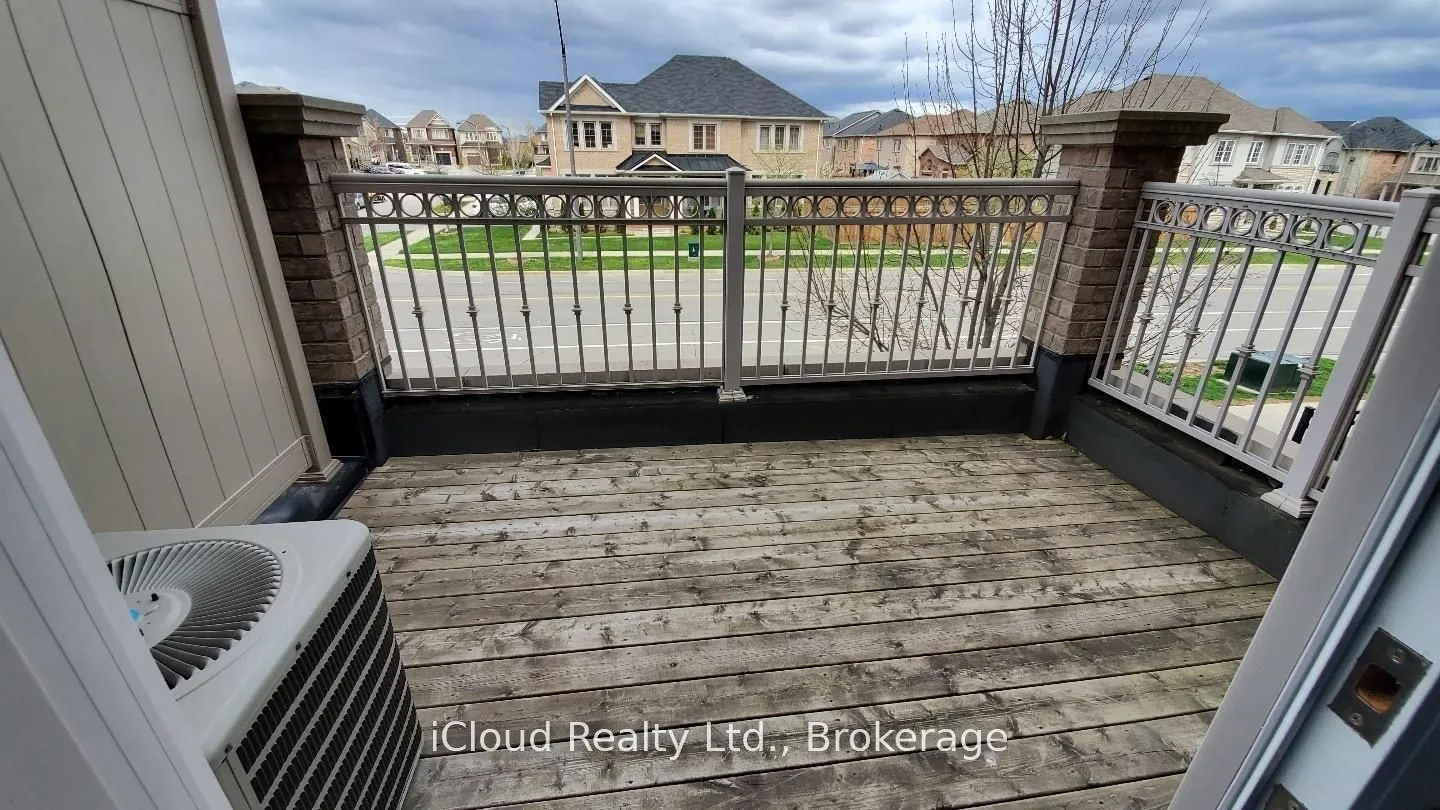 2554 Grand Oak Trail