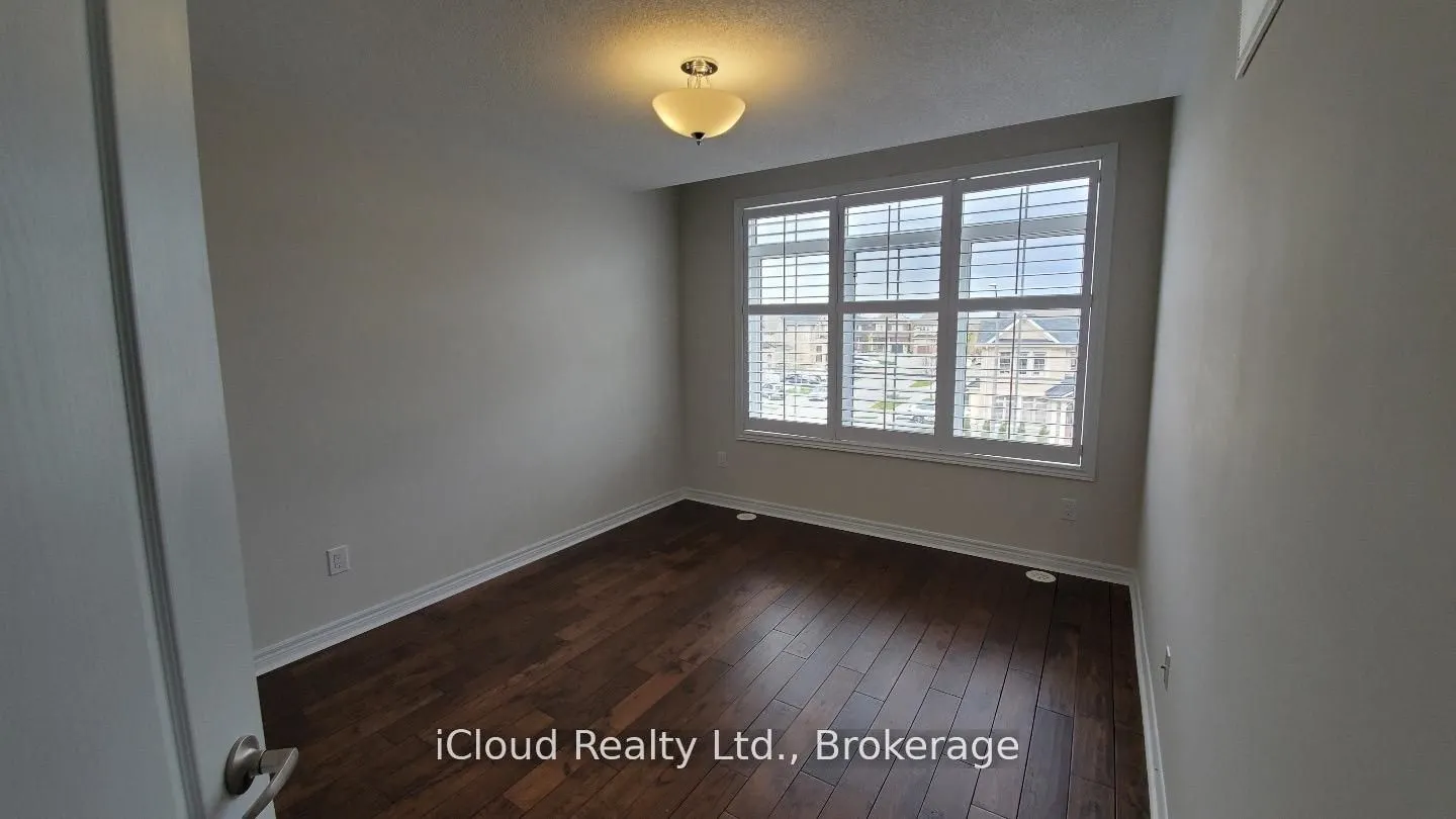 2554 Grand Oak Trail